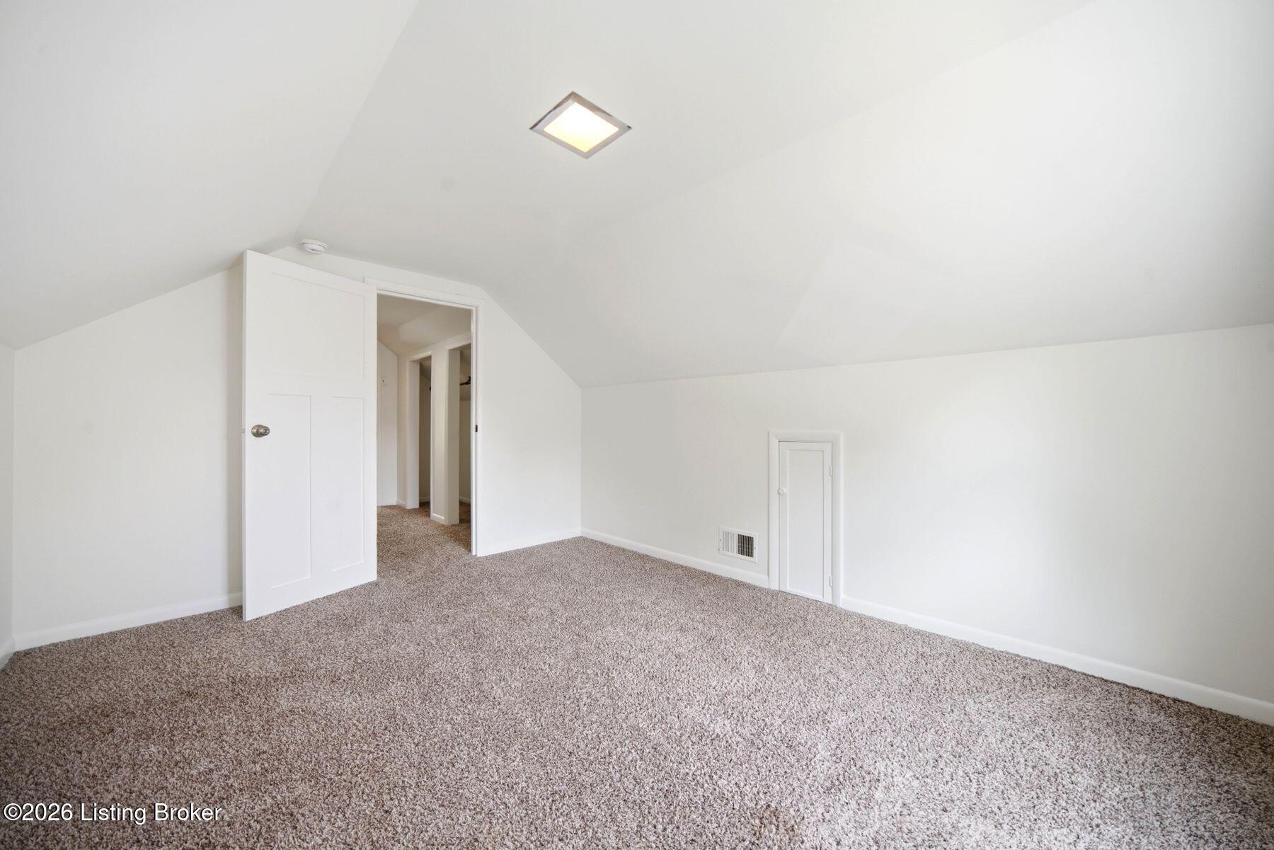 1246 Milton St Property Photo 42