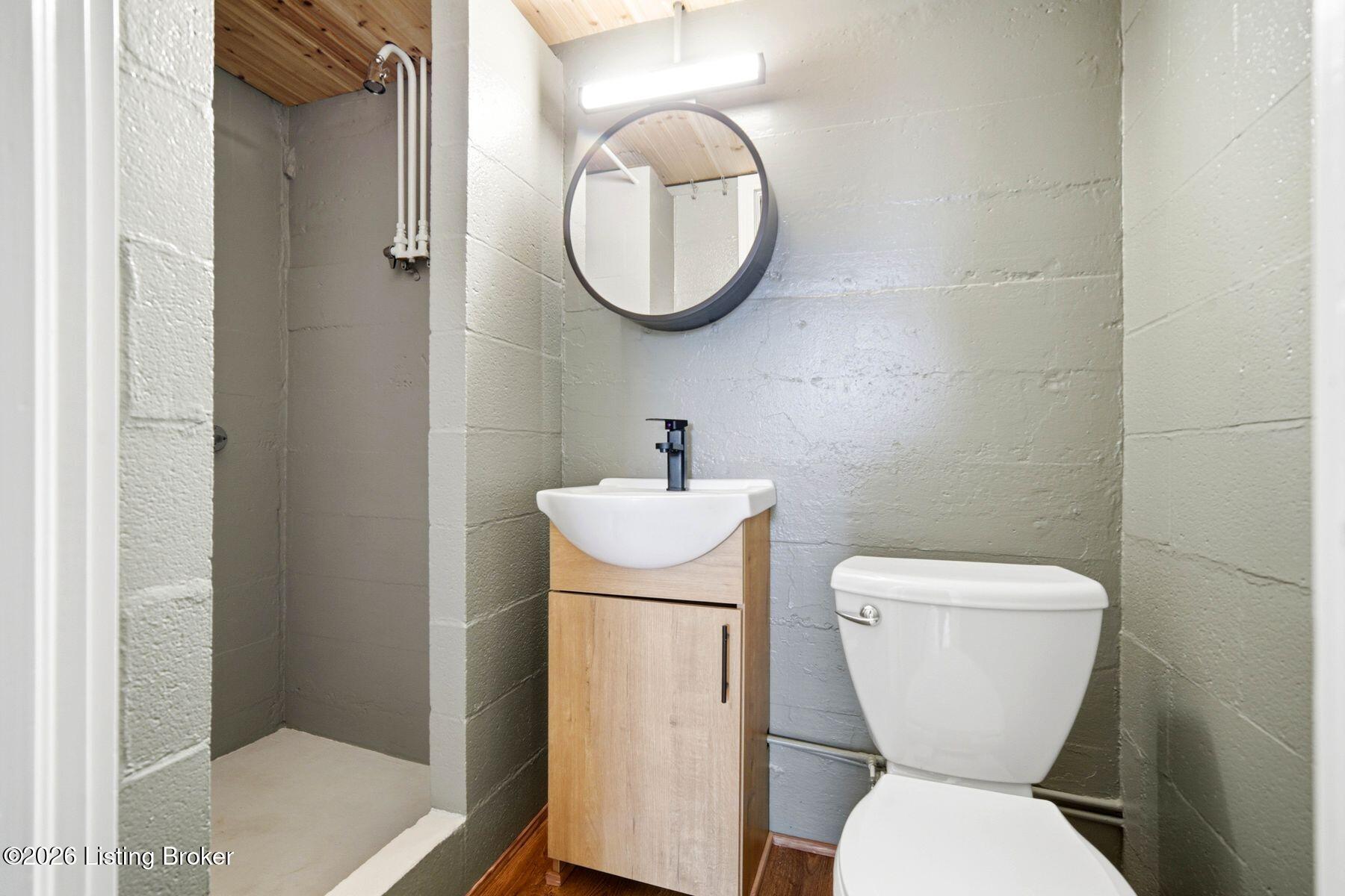 1246 Milton St Property Photo 52