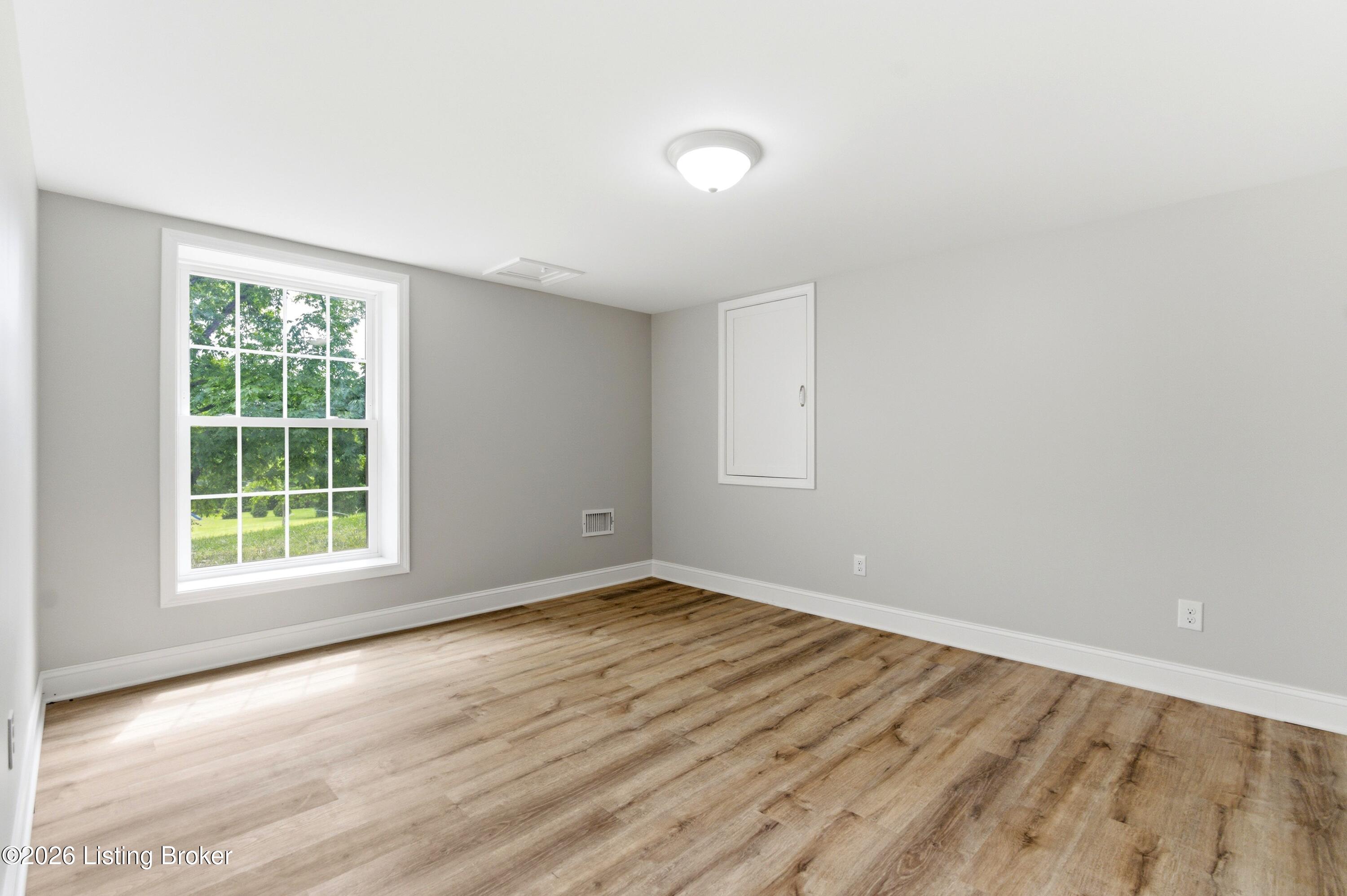 824 N Pope Lick Rd Property Photo 56