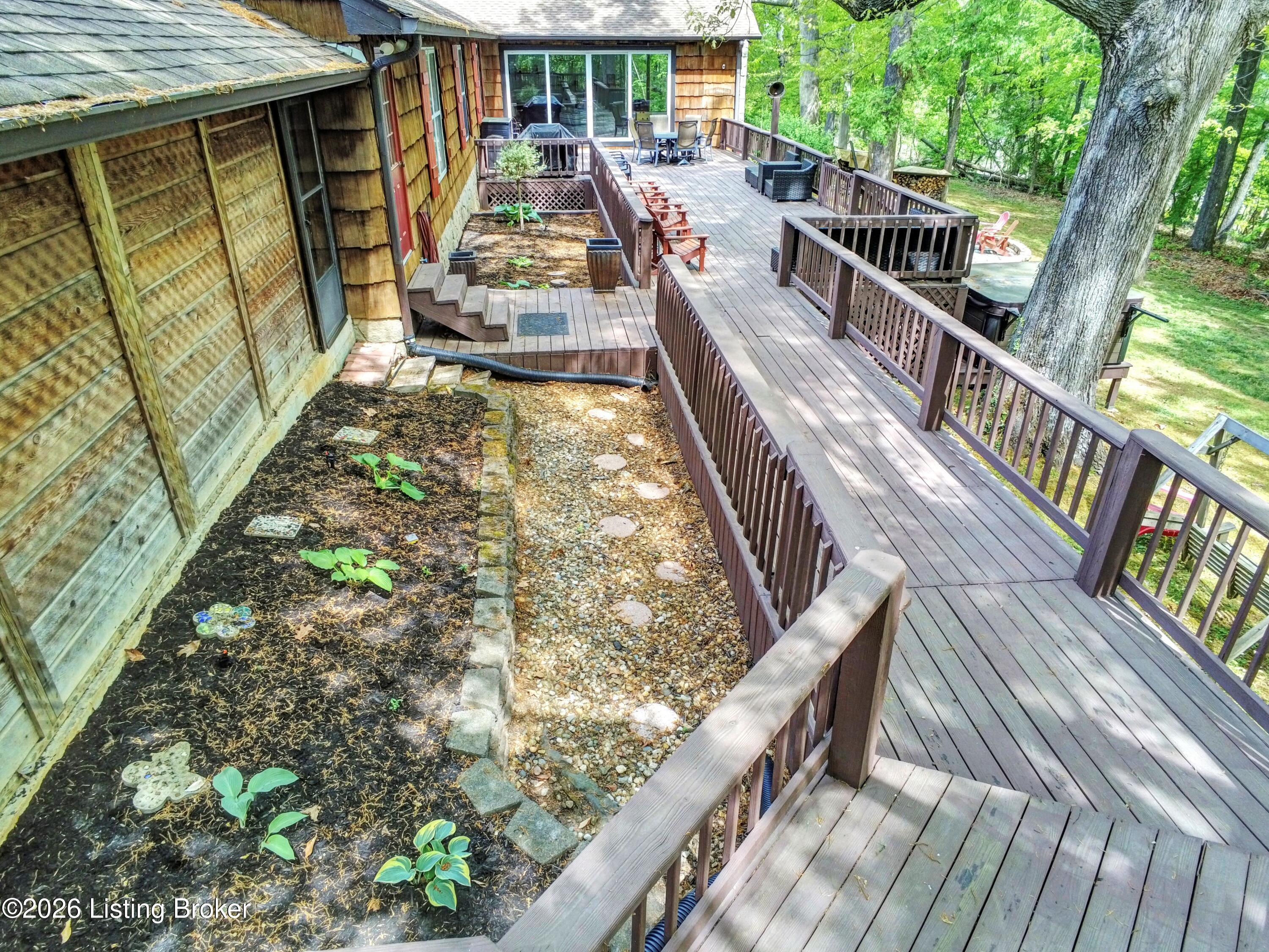 131 Lakeside Dr Property Photo 57