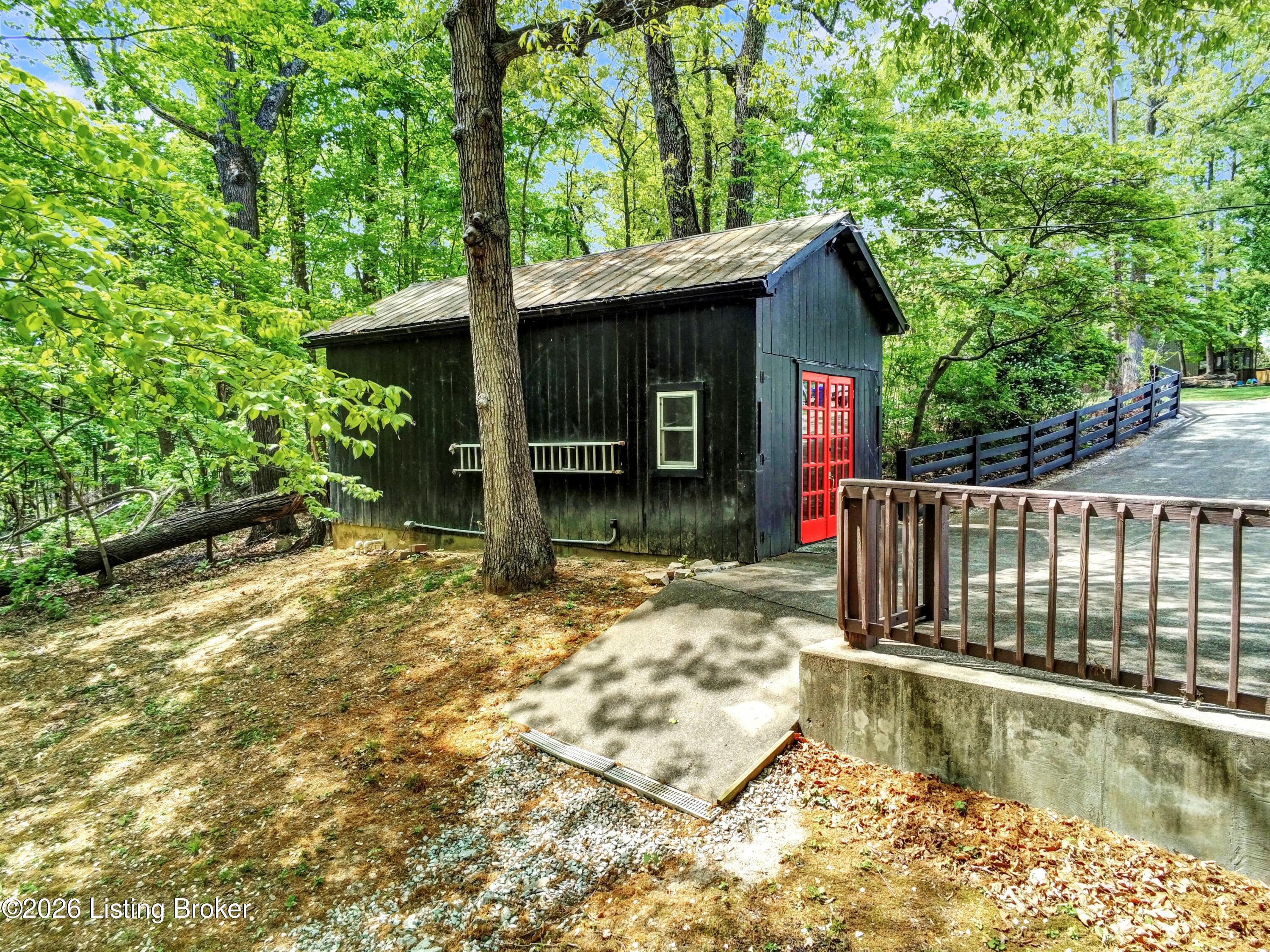 131 Lakeside Dr Property Photo 68
