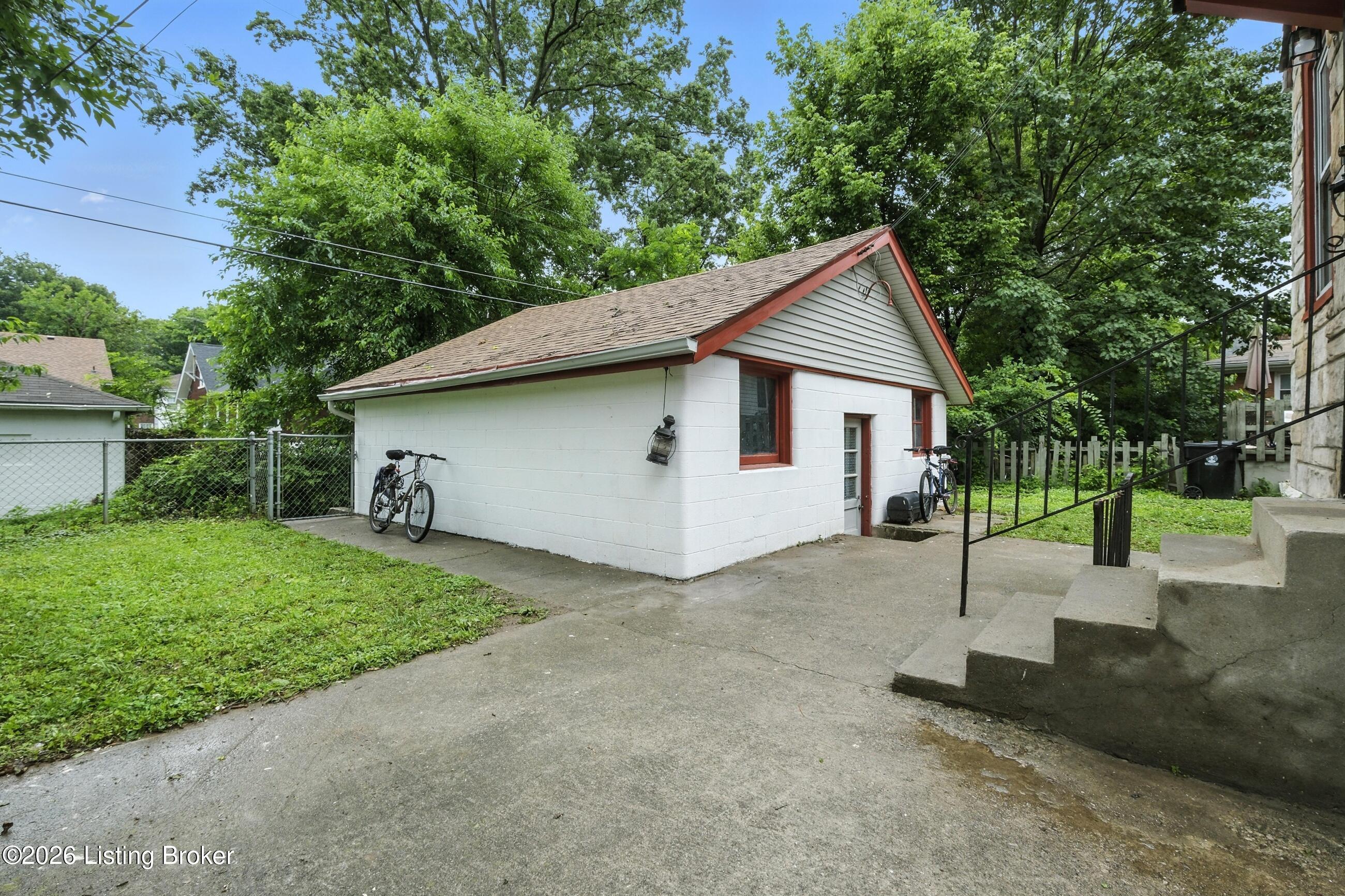 4513 Jewell Ave Property Photo 25