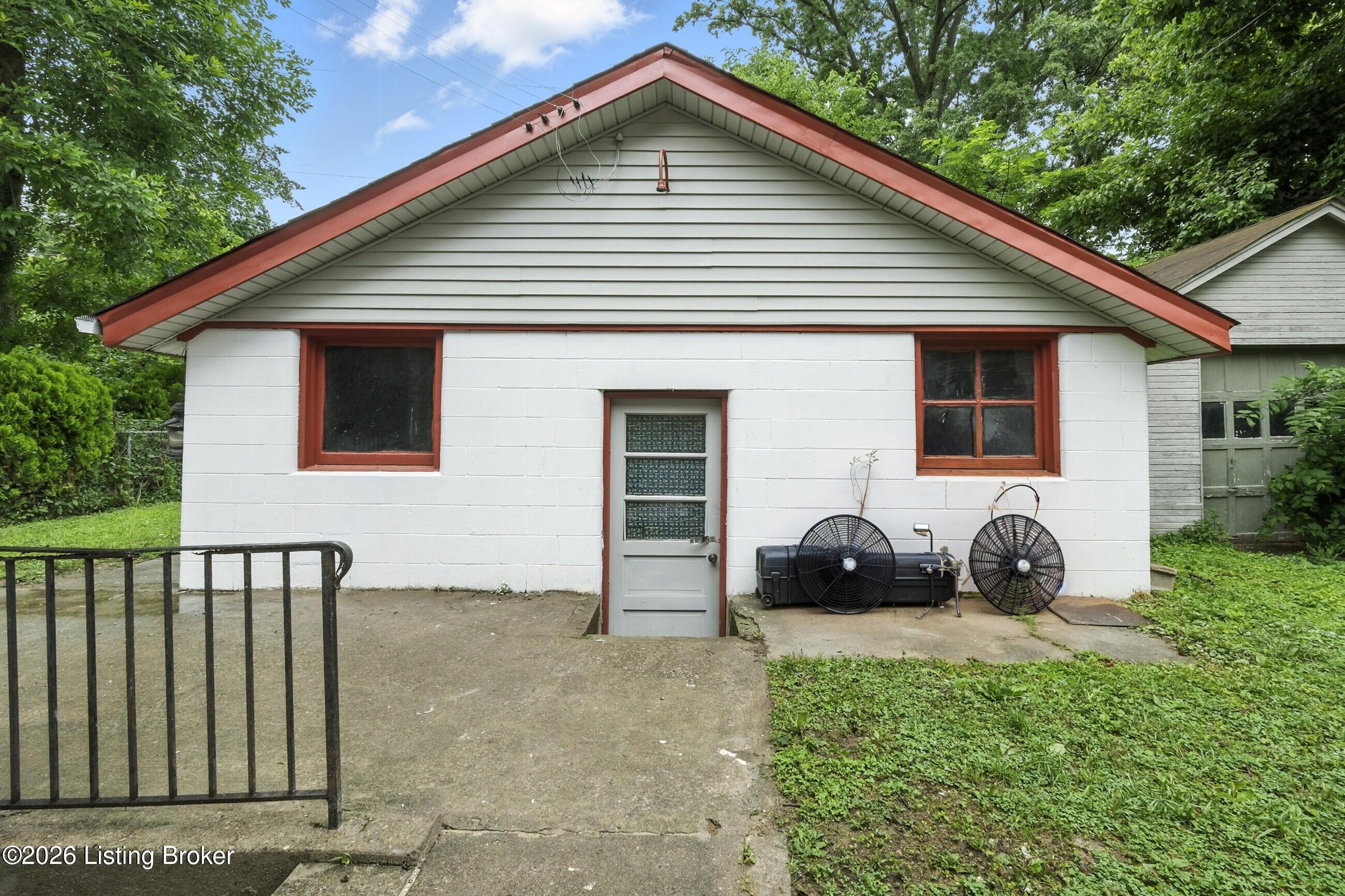 4513 Jewell Ave Property Photo 26
