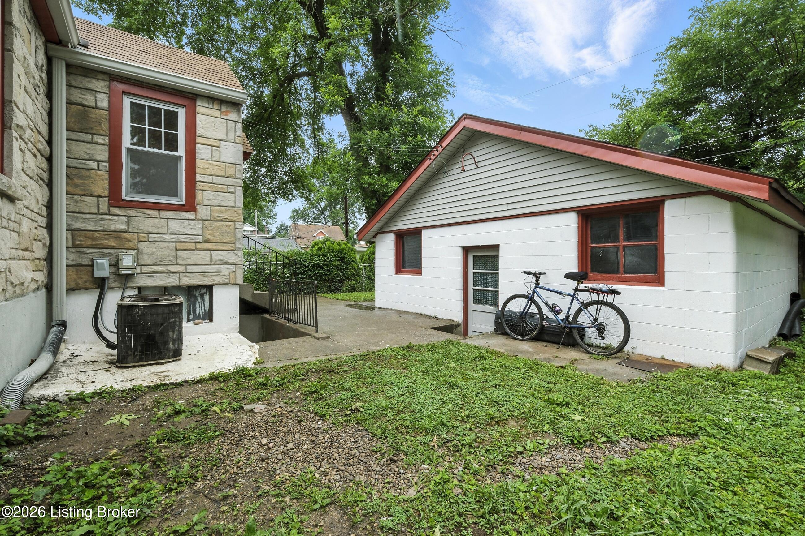4513 Jewell Ave Property Photo 27