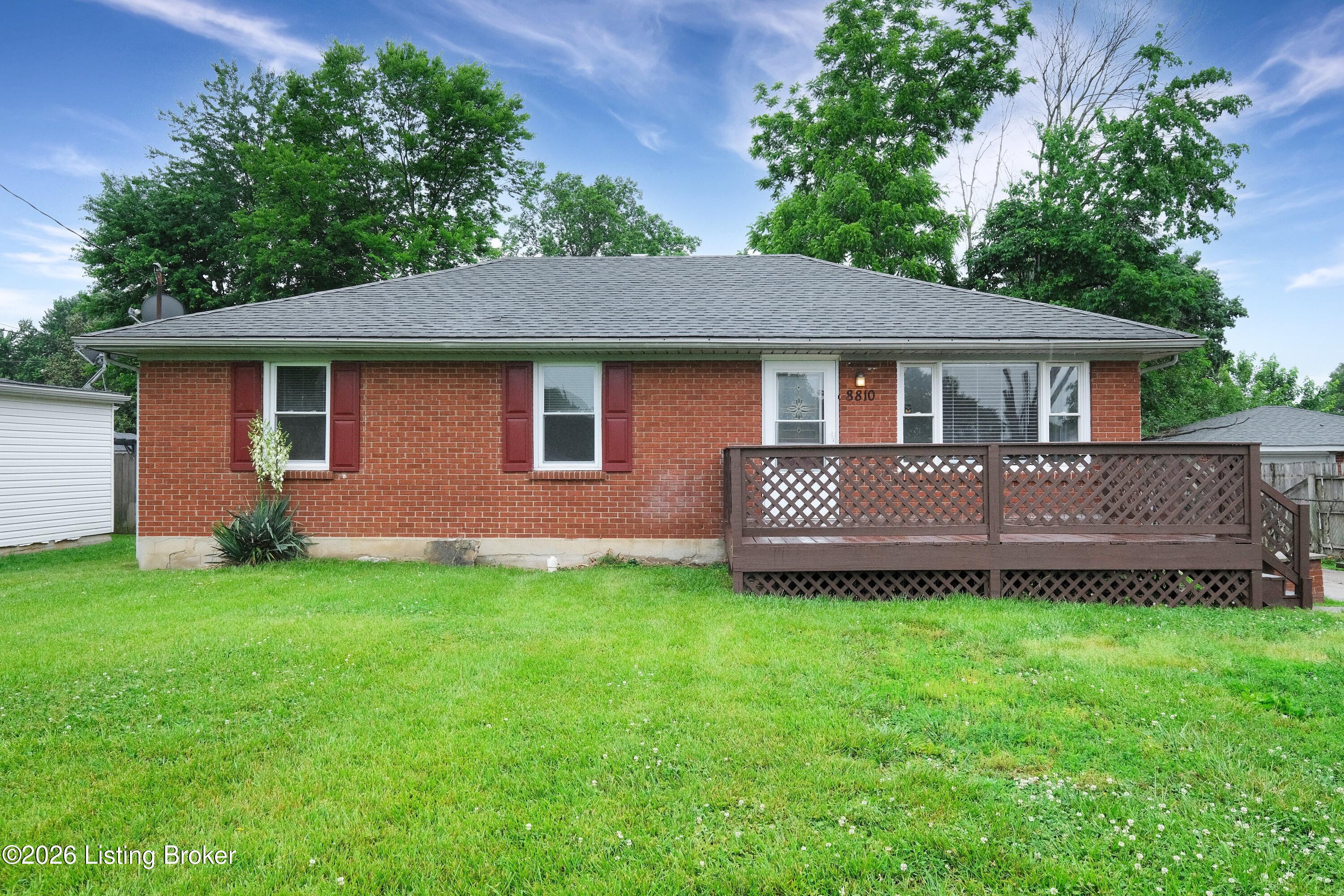 8810 Terry Rd Property Photo 1