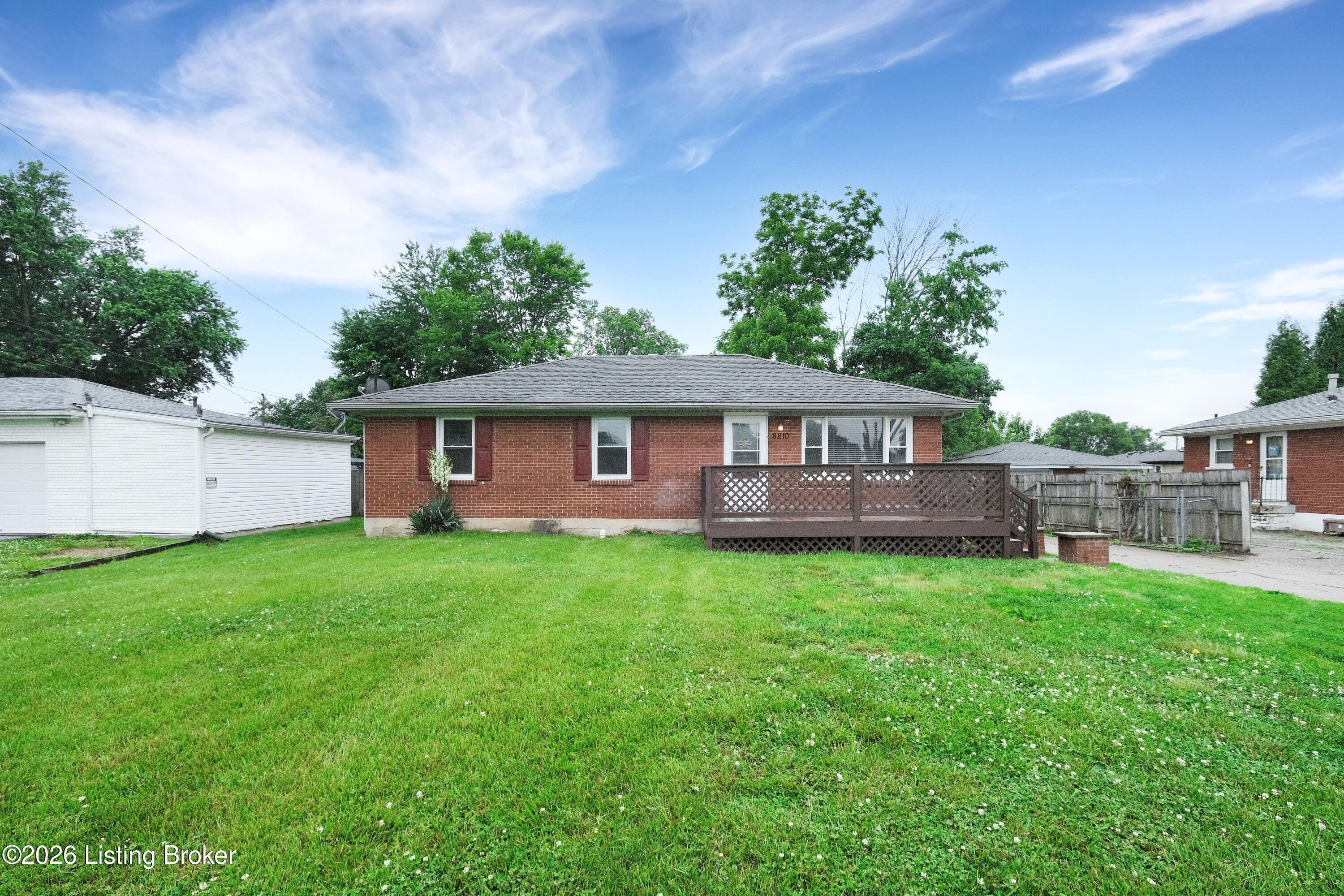 8810 Terry Rd Property Photo 2