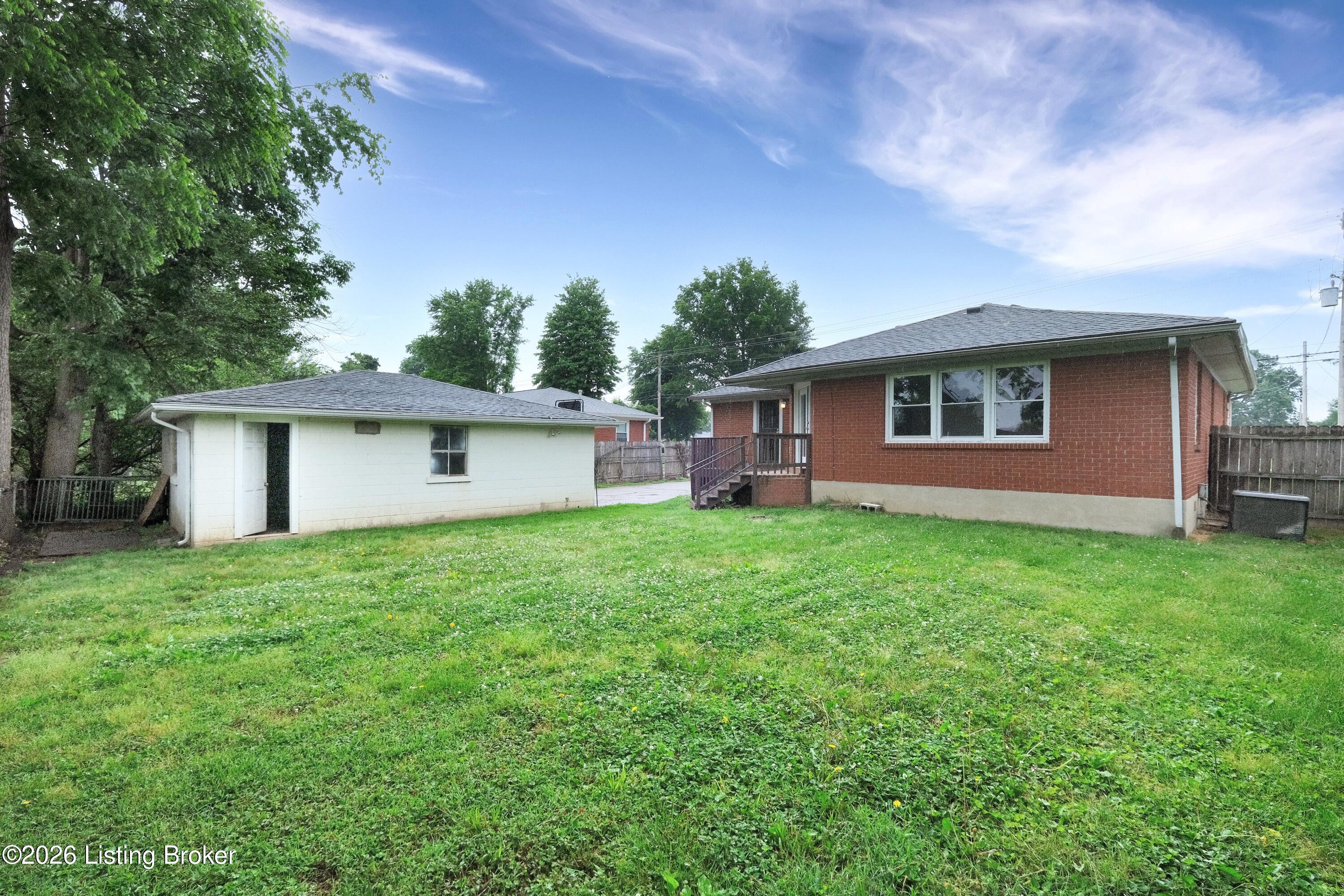 8810 Terry Rd Property Photo 9