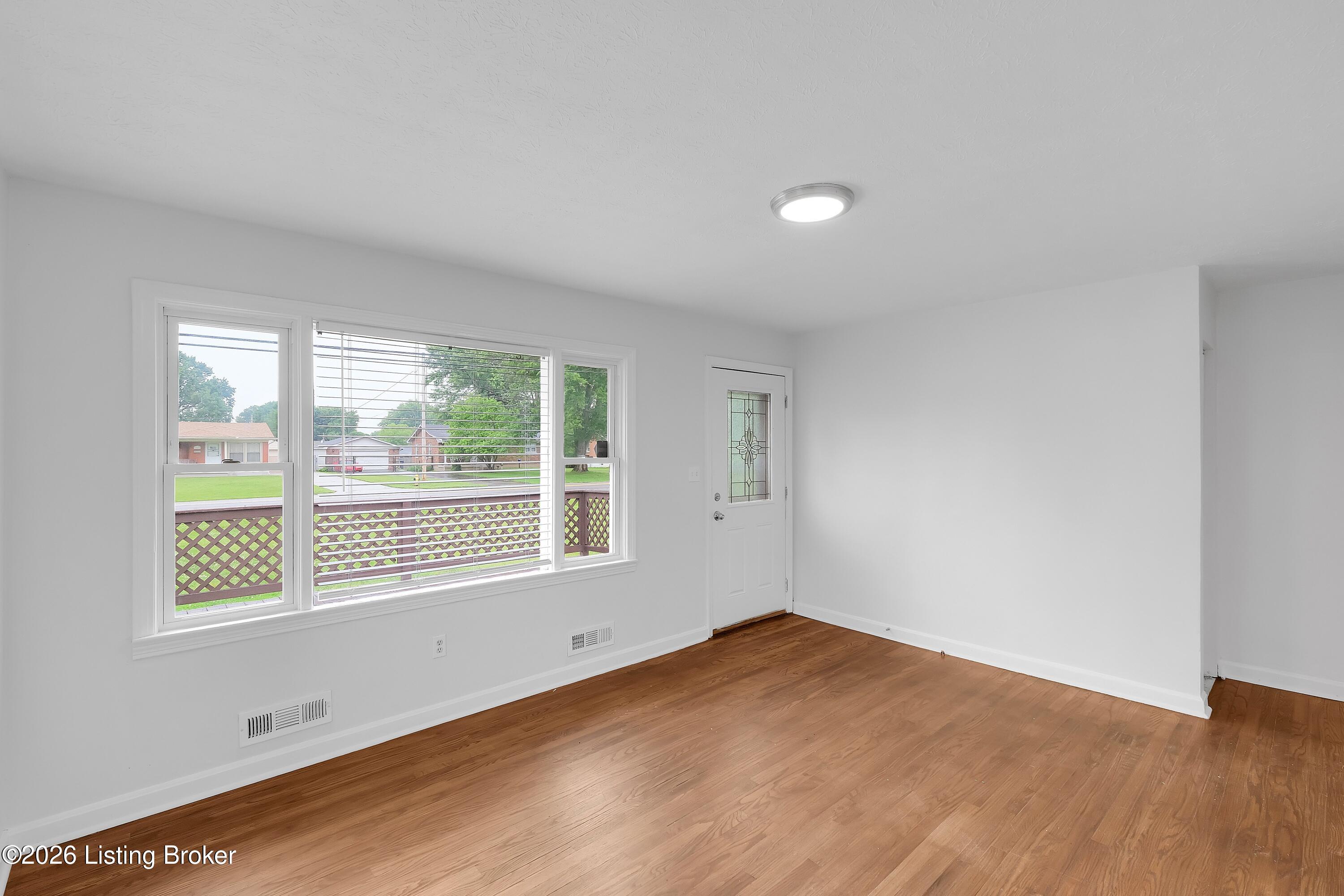 8810 Terry Rd Property Photo 15