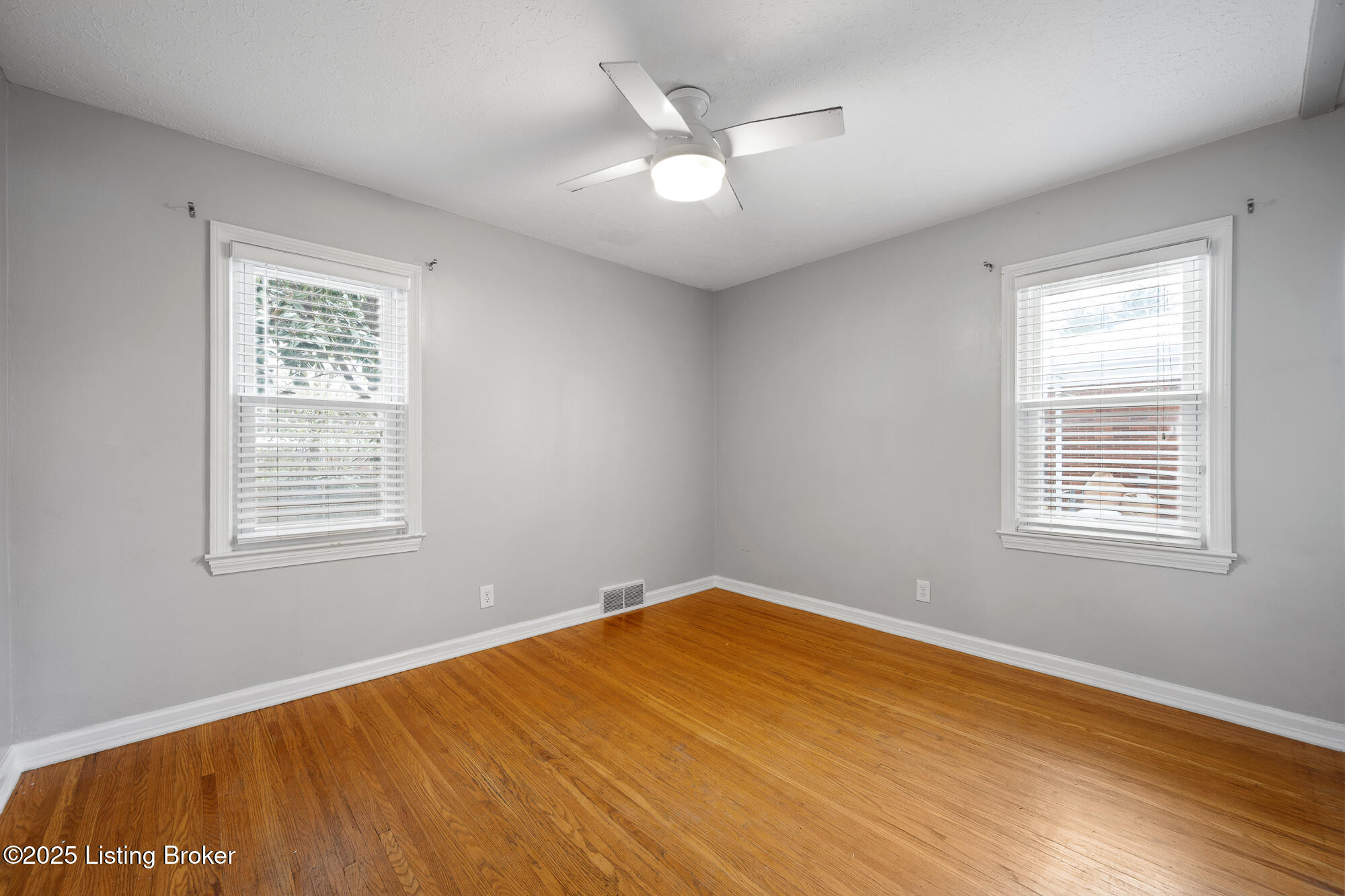4227 Hillbrook Dr Property Photo 13