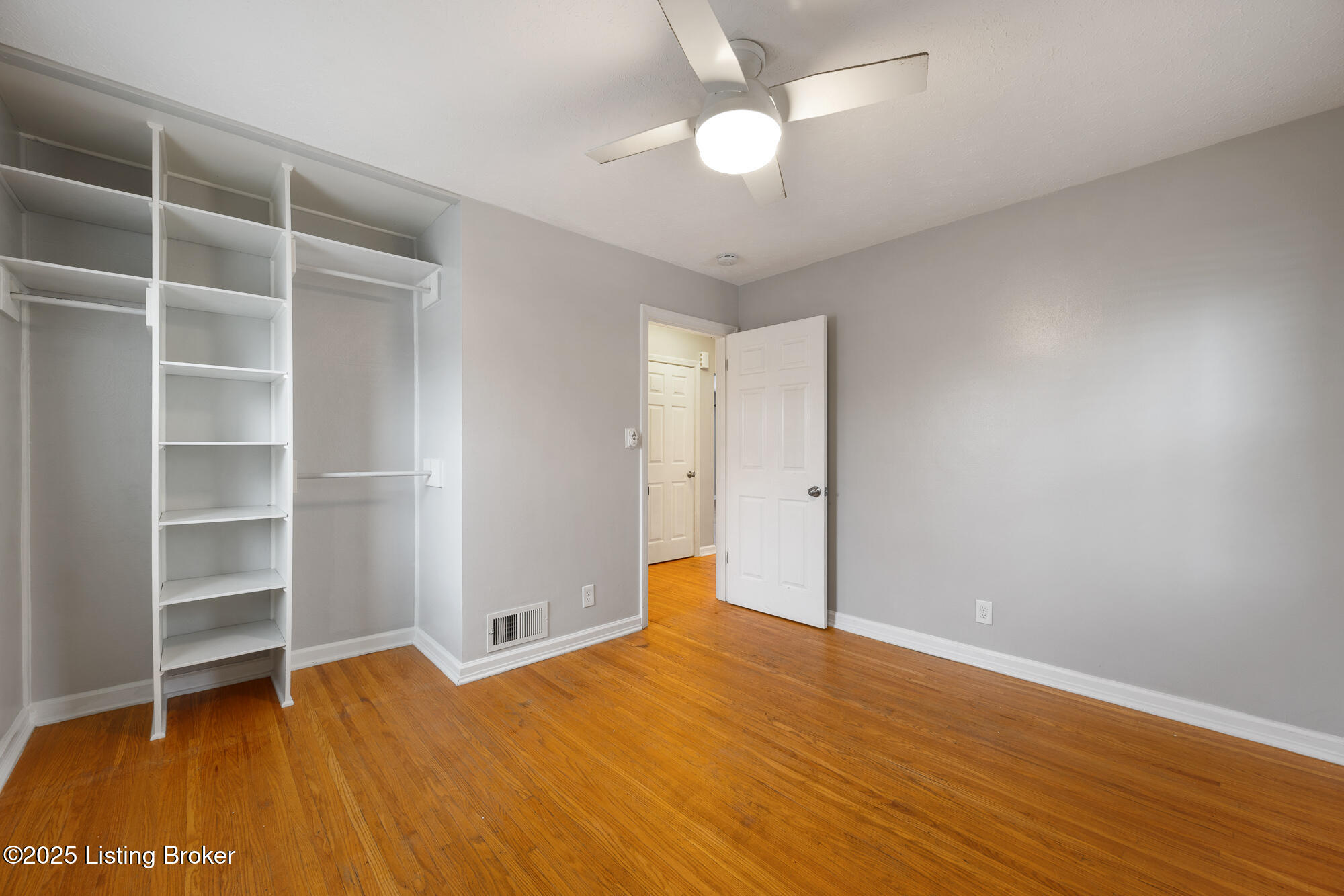 4227 Hillbrook Dr Property Photo 14