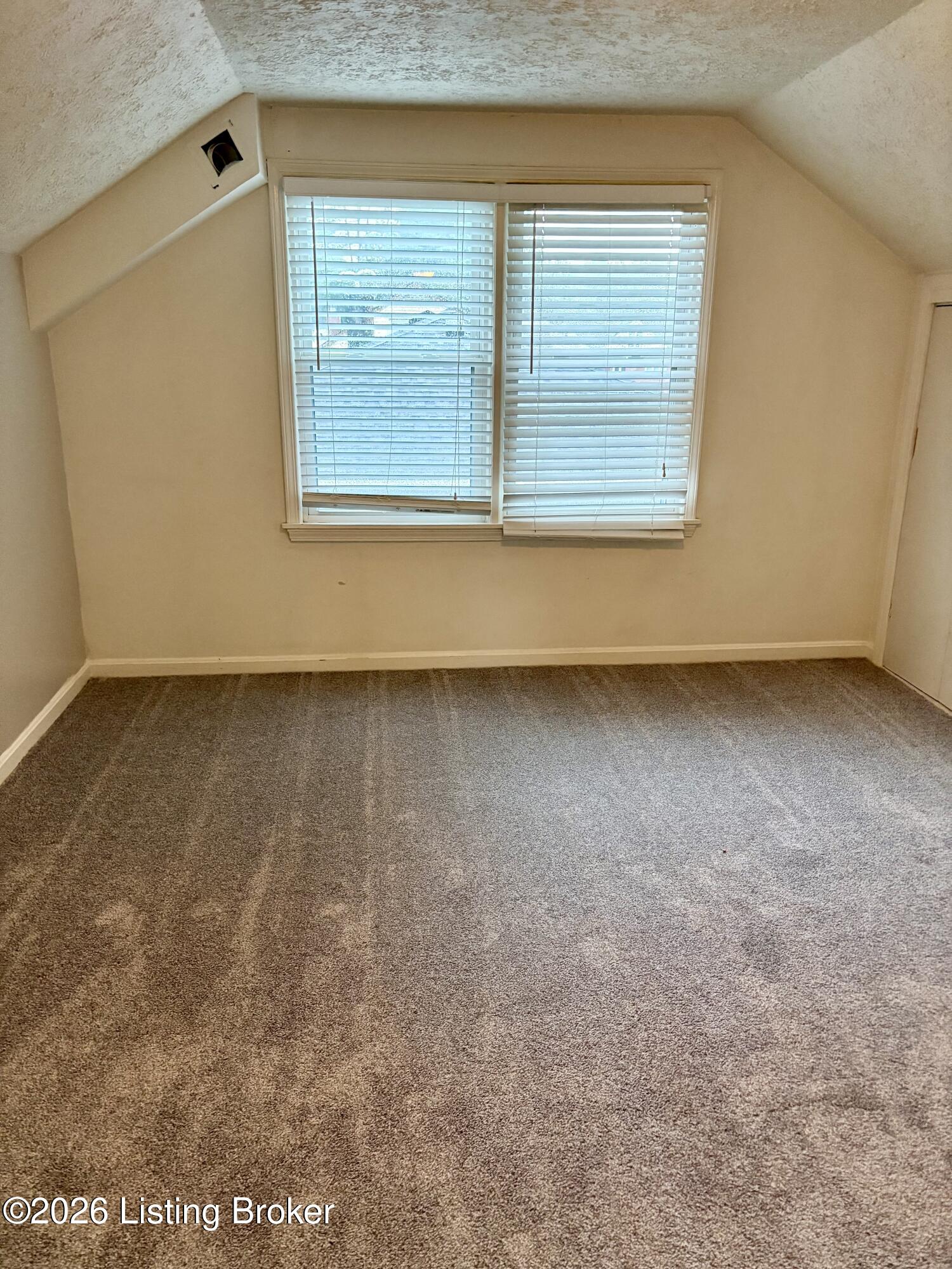 4227 Hillbrook Dr Property Photo 16