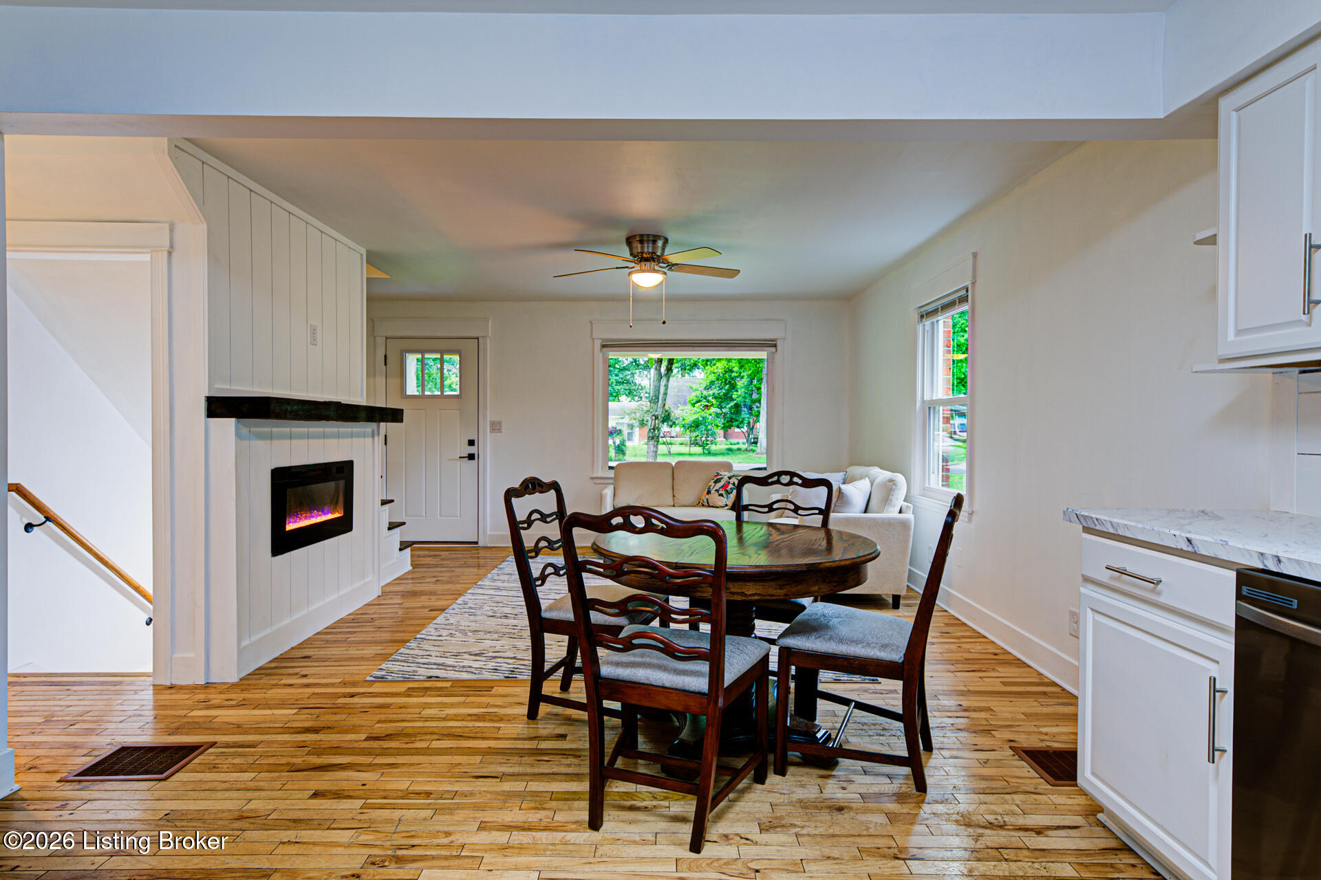 4011 Lambert Ave Property Photo 11