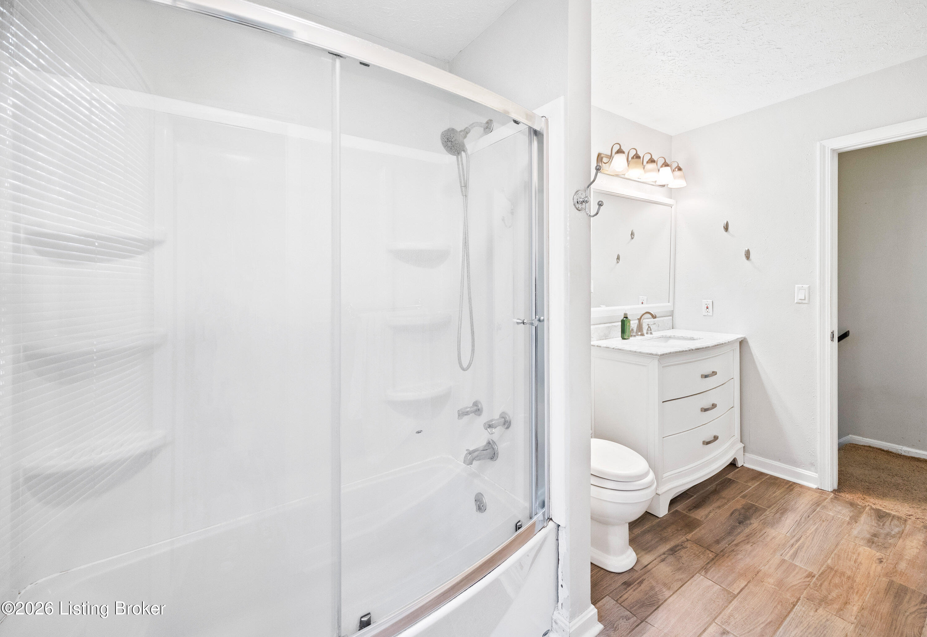 8215 Chickering Way Property Photo 19