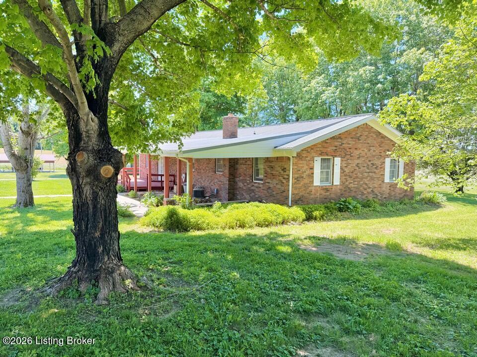 2754 Lilac Rd Property Photo 5