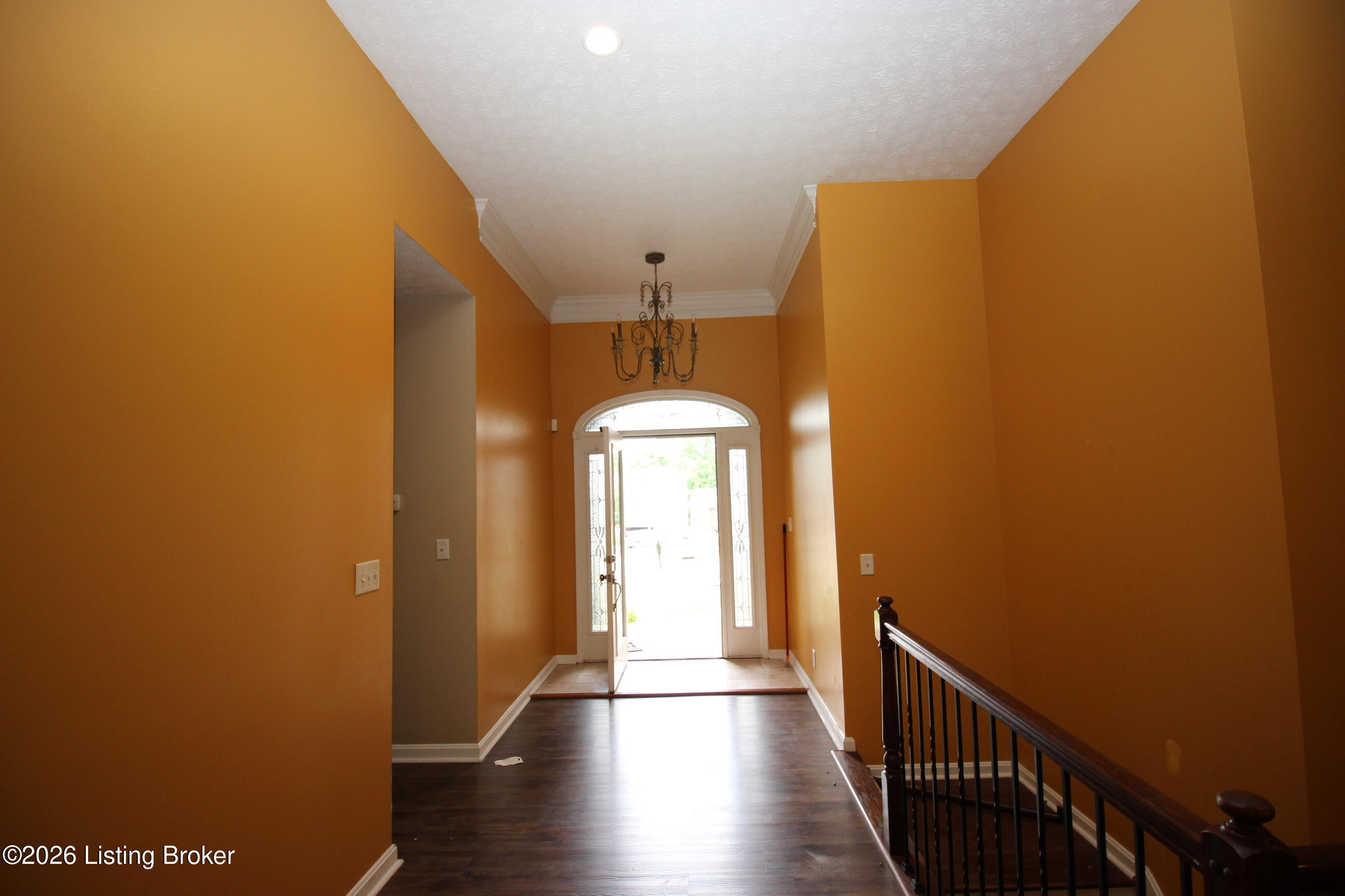 6800 Brook Terrace Dr Property Photo 8