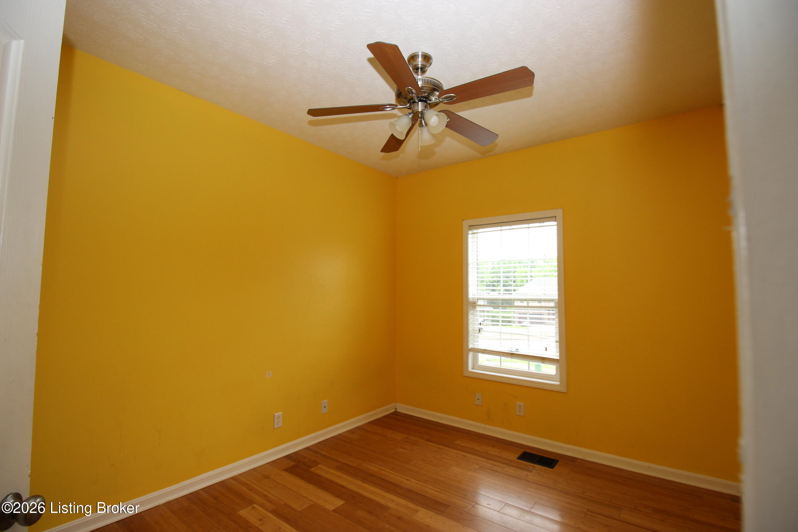 6800 Brook Terrace Dr Property Photo 12
