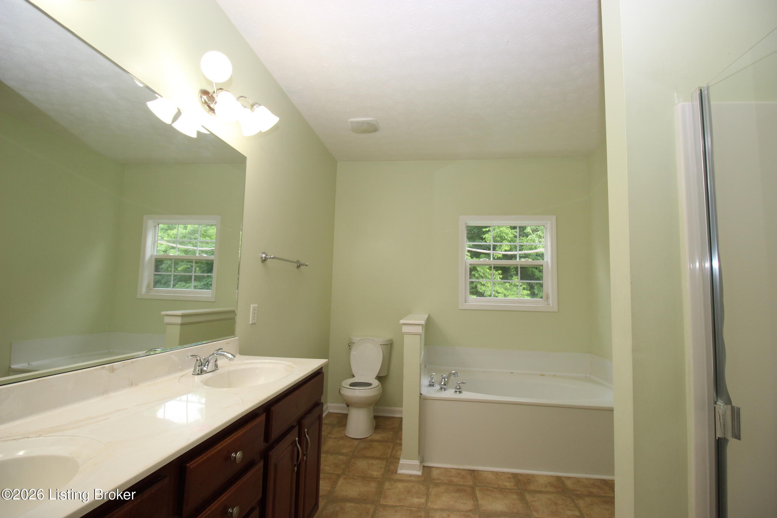 6800 Brook Terrace Dr Property Photo 15
