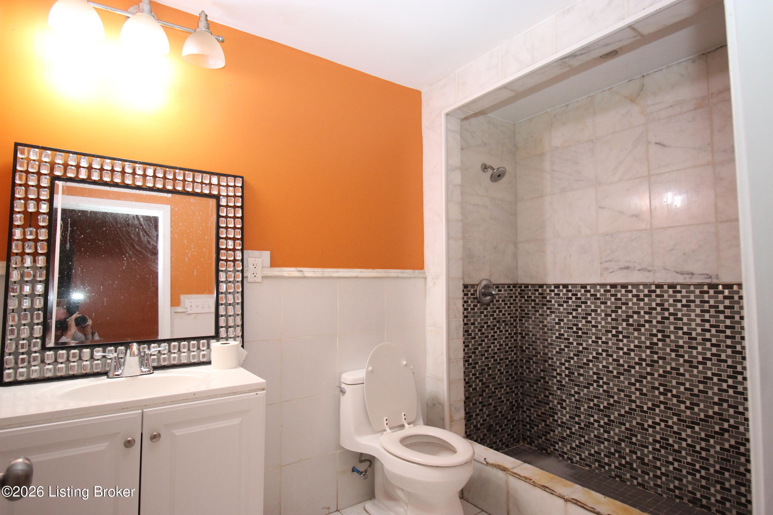6800 Brook Terrace Dr Property Photo 22