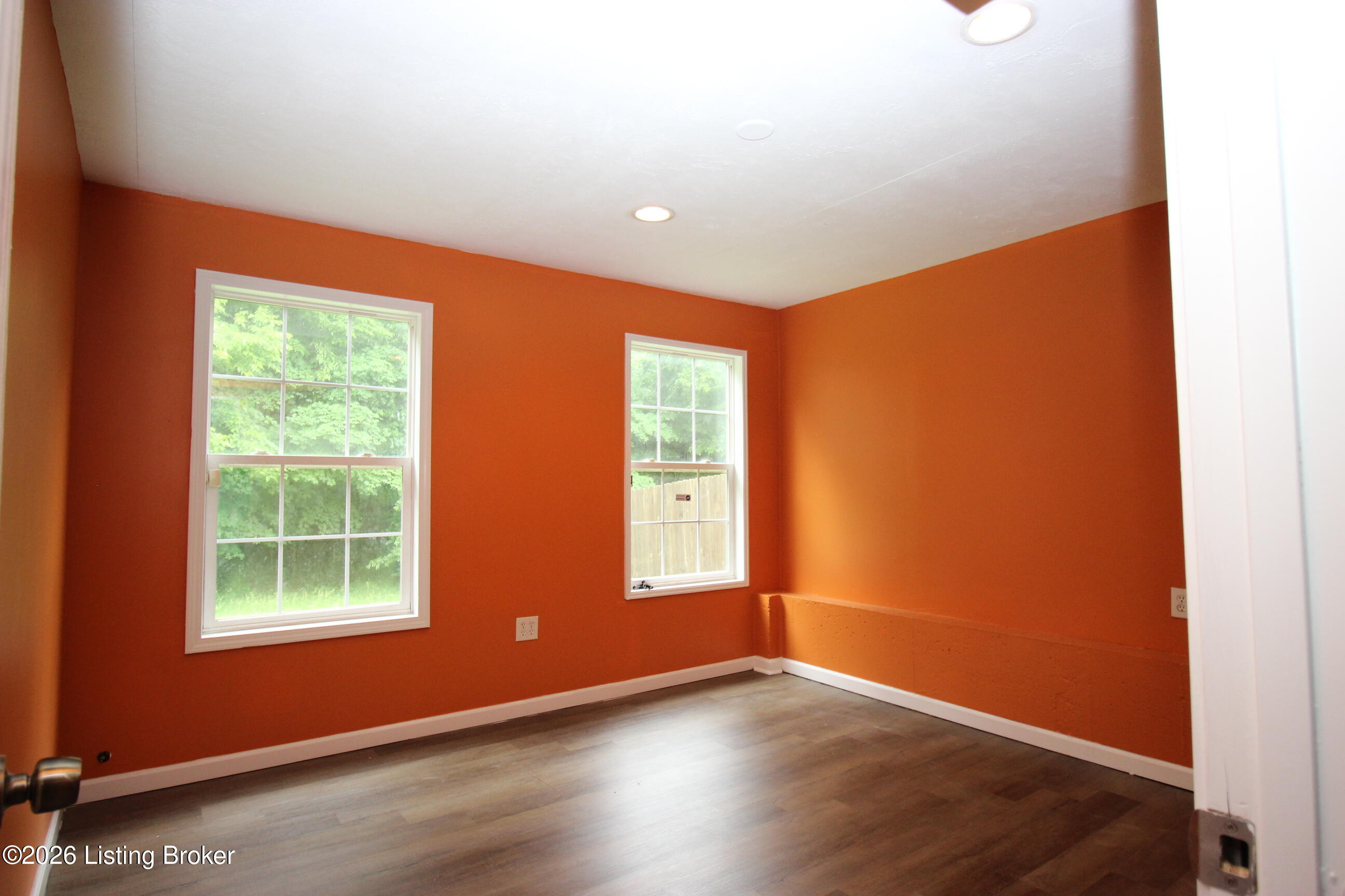6800 Brook Terrace Dr Property Photo 24