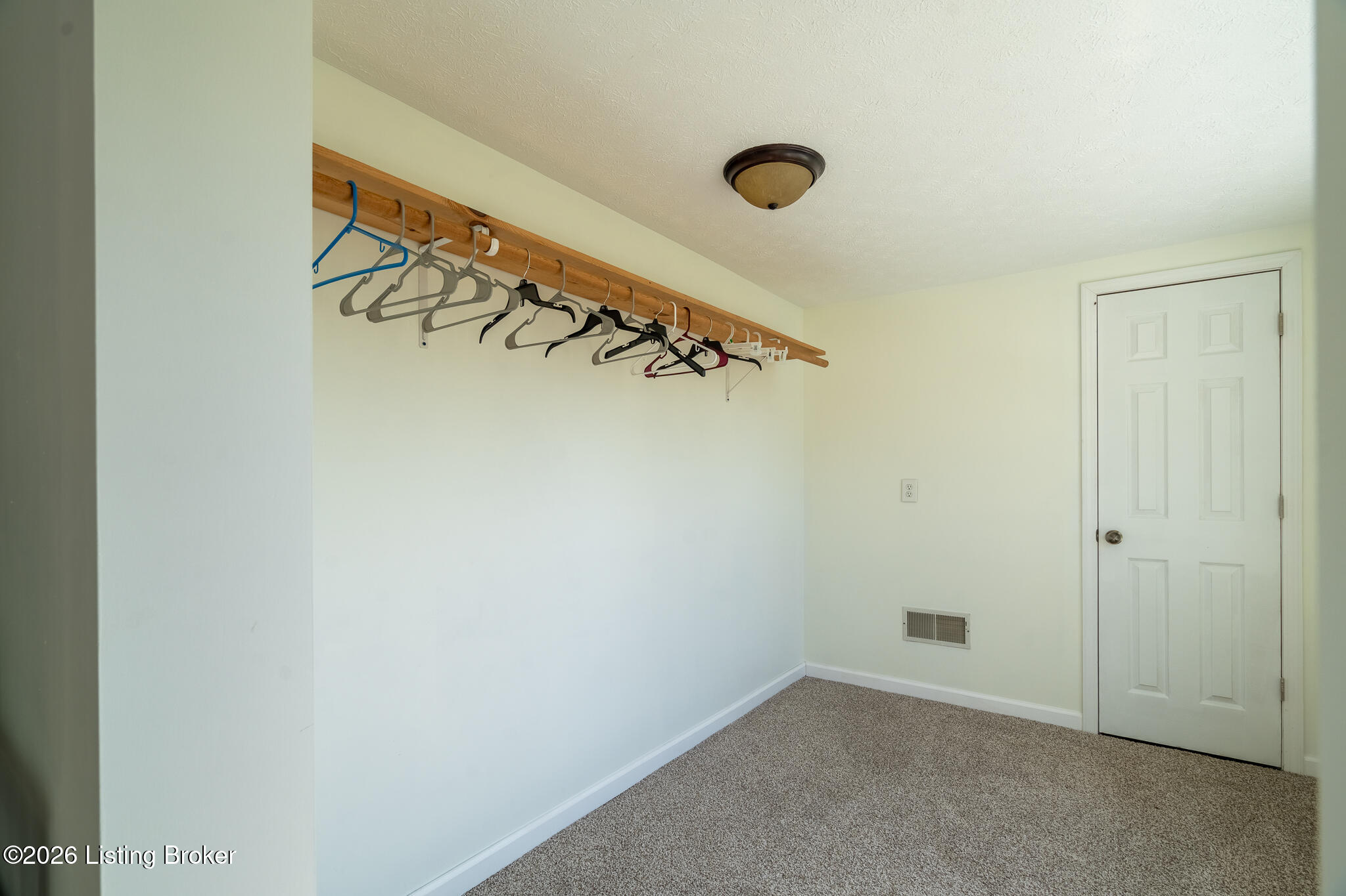 2954 Brooks Hill Rd Property Photo 12