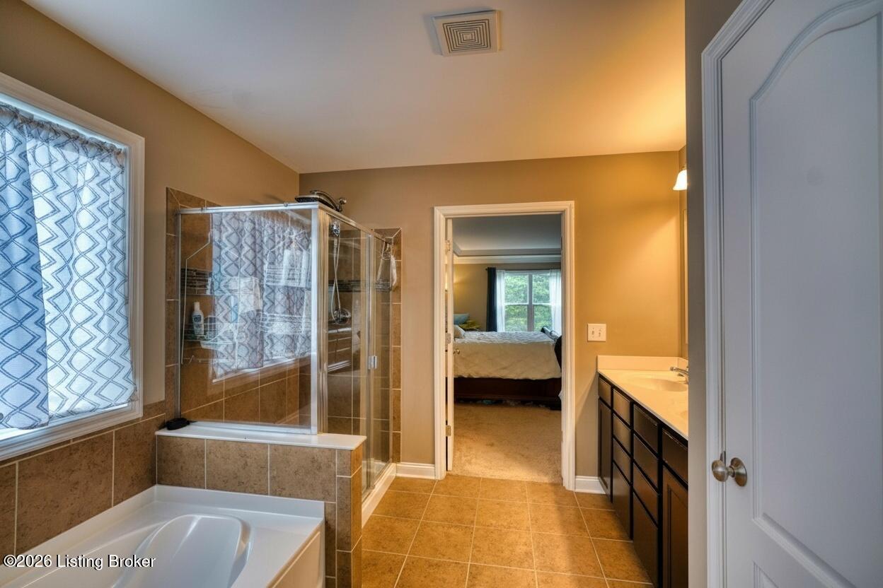 9105 Blue Boulder Ct Property Photo 17