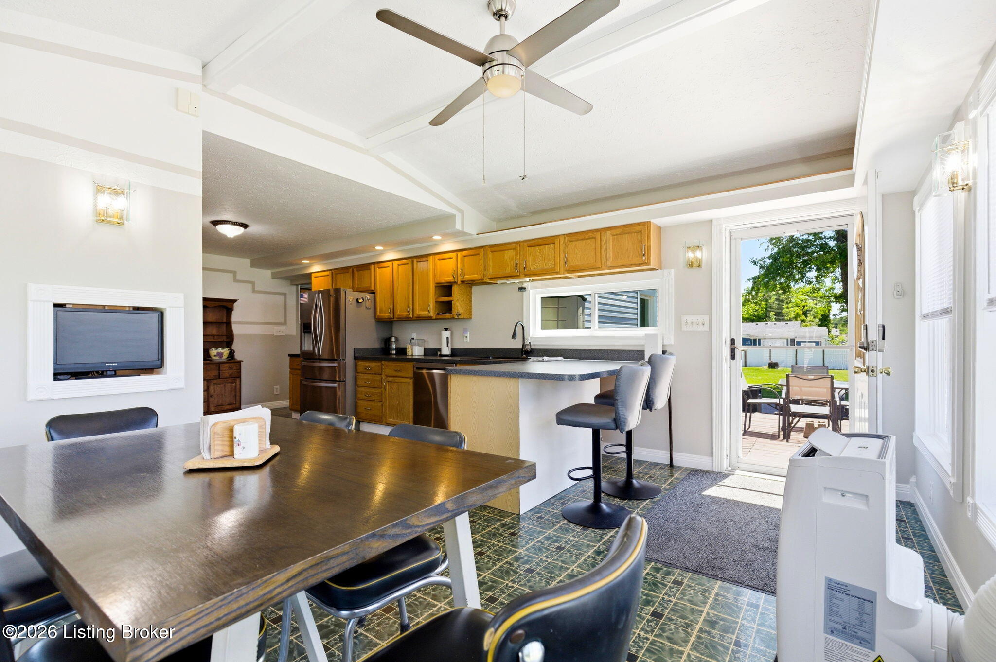 4212 Bubbling Over Dr Property Photo 40