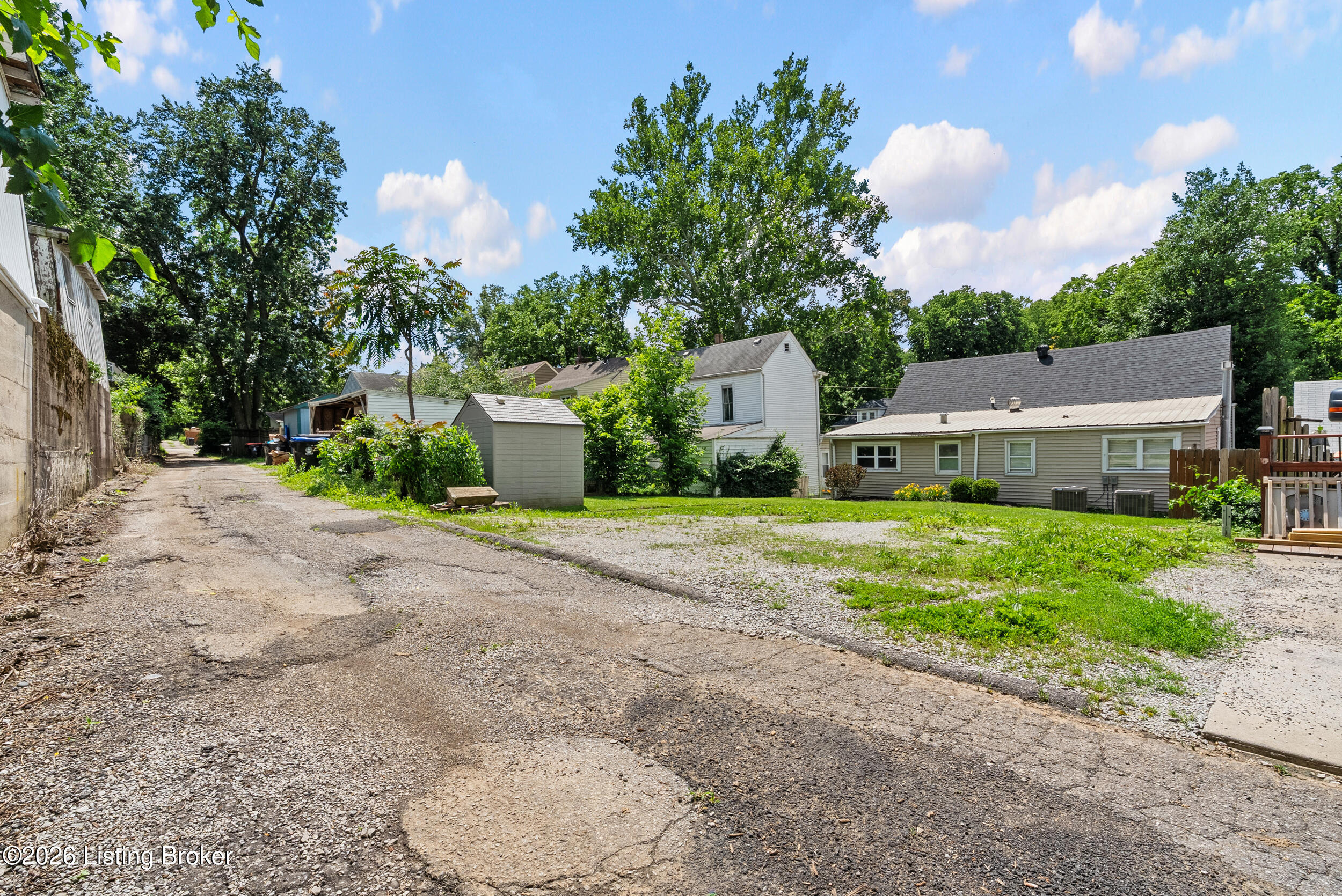 197 Coral Ave Property Photo 36