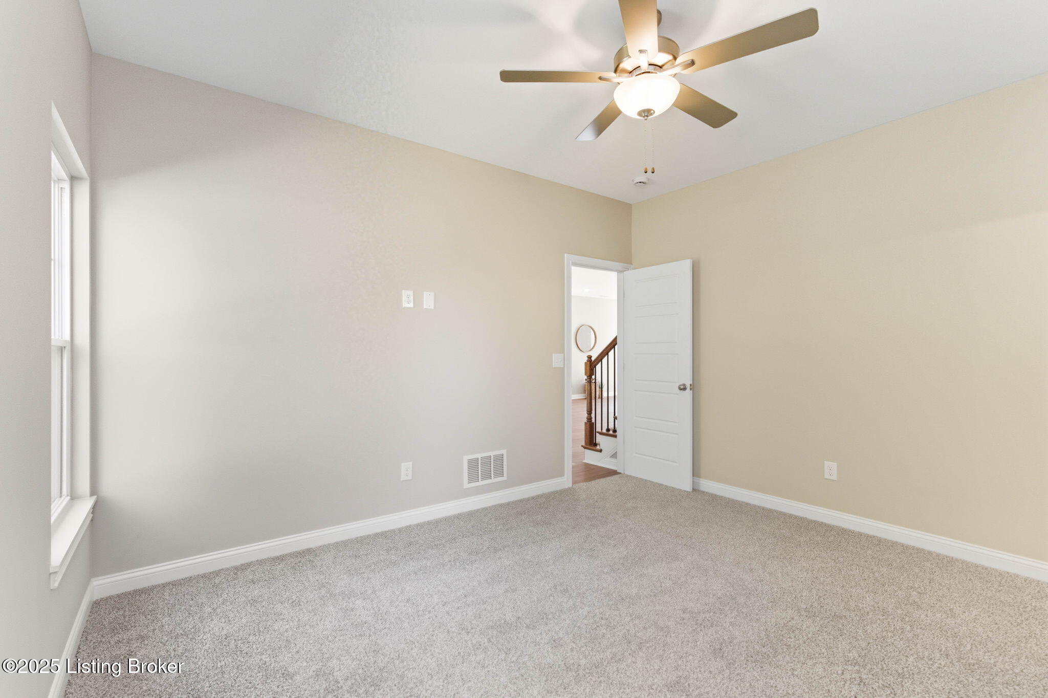 1146 Greens Dr Property Photo 15