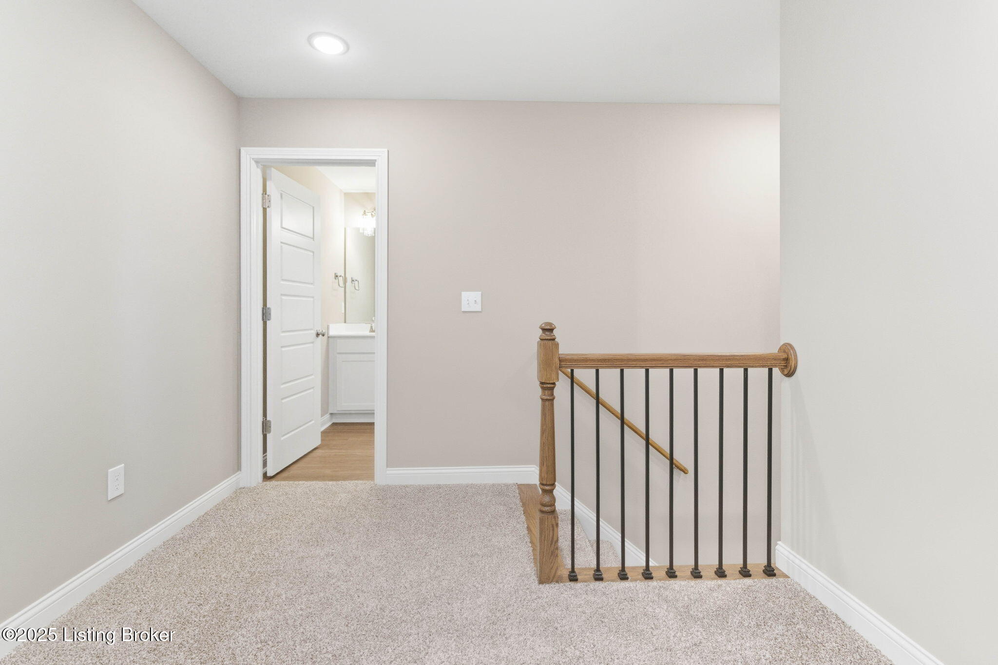 1146 Greens Dr Property Photo 28