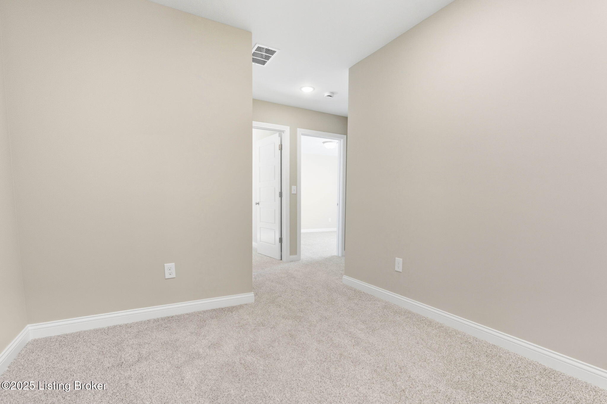 1146 Greens Dr Property Photo 29