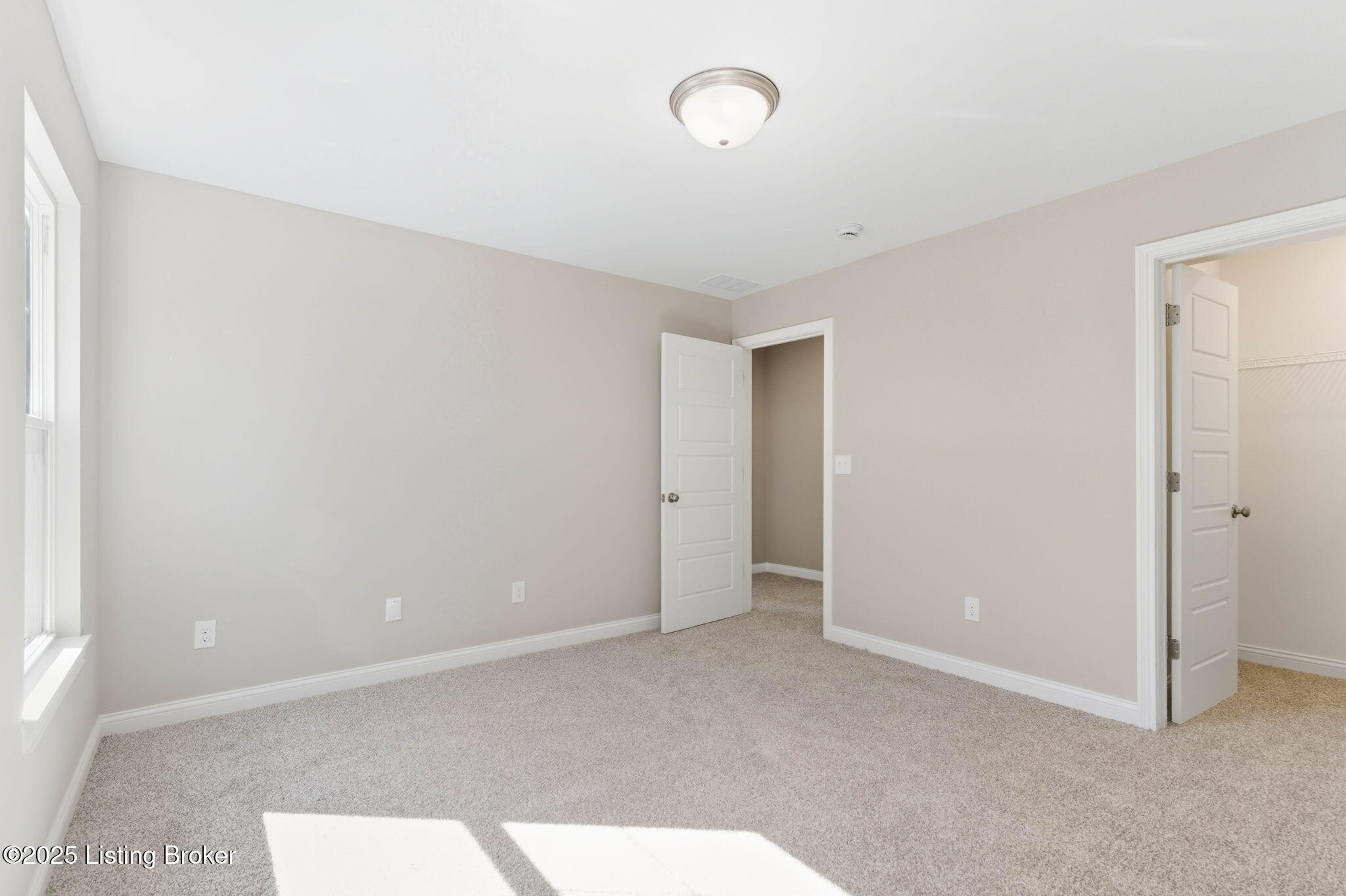 1146 Greens Dr Property Photo 31