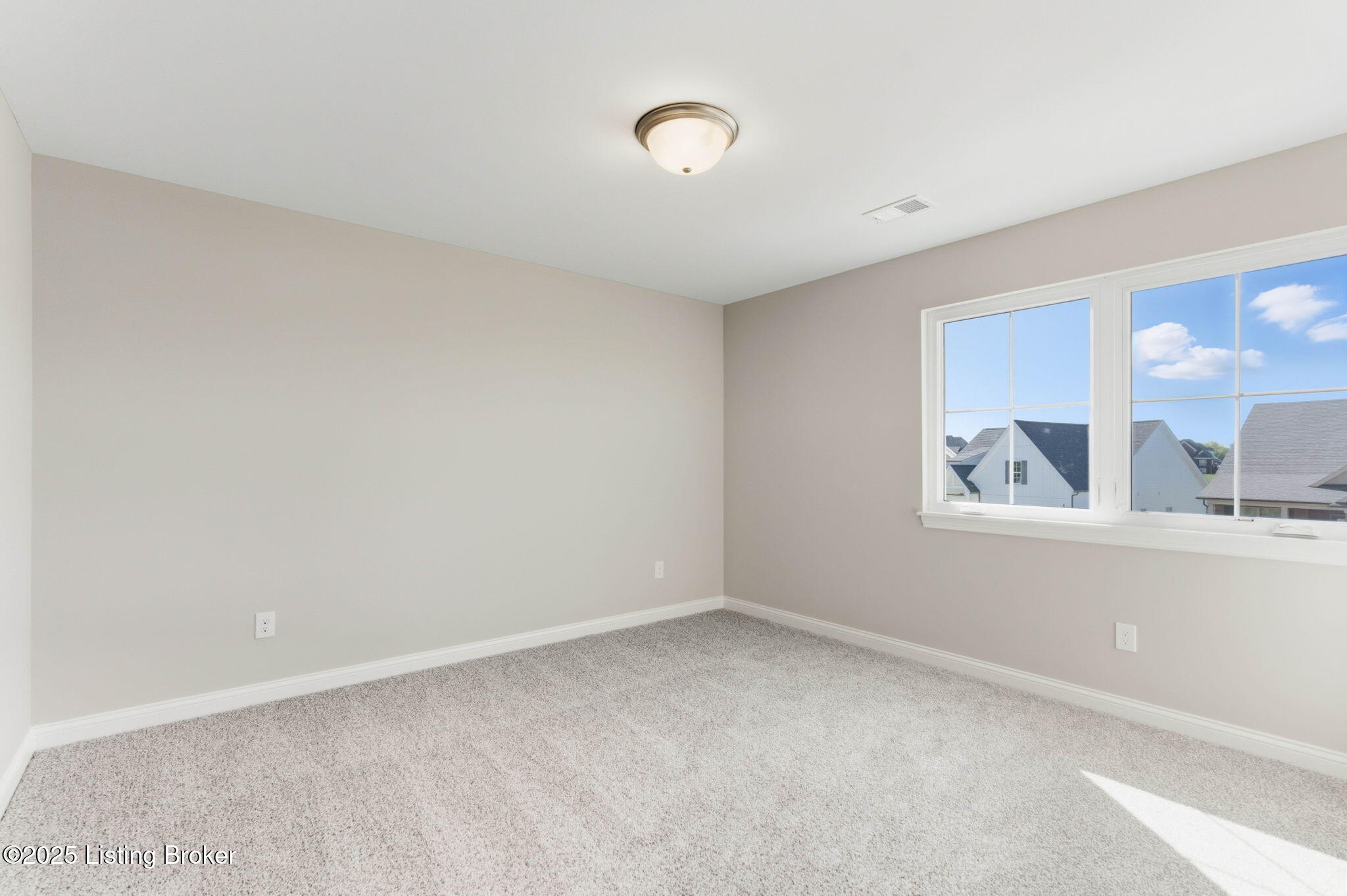 1146 Greens Dr Property Photo 33