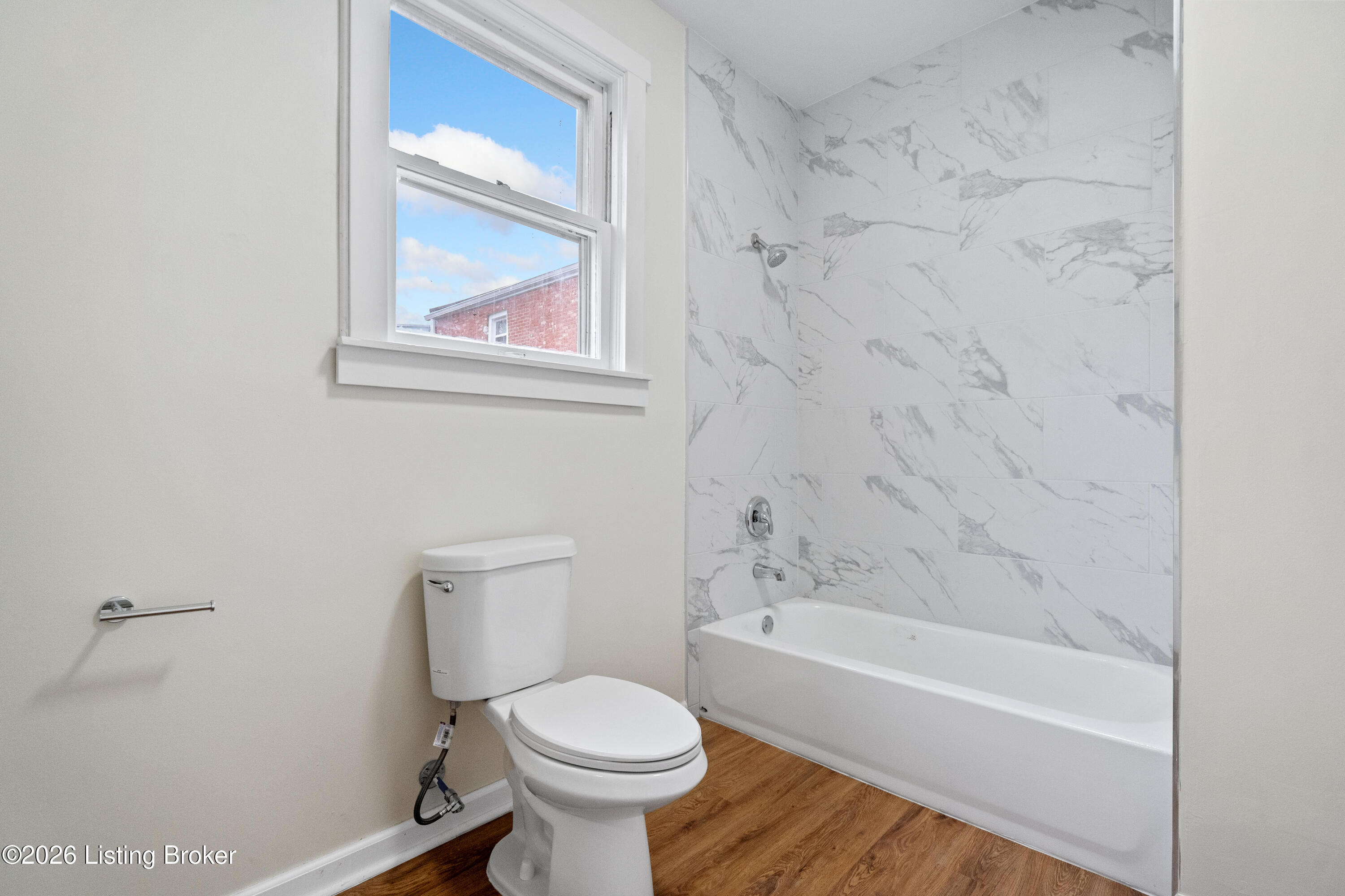 4026 W Broadway Property Photo 22