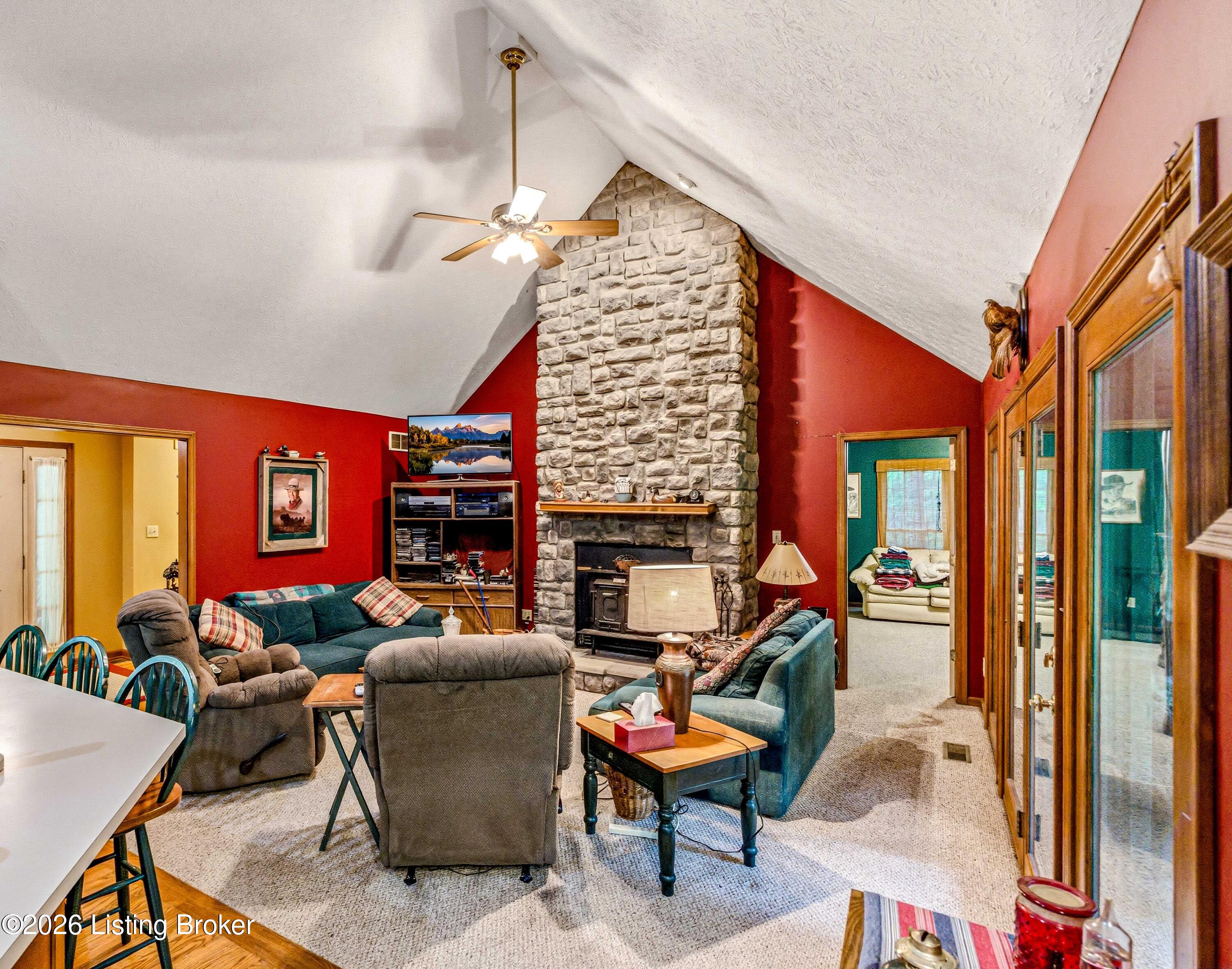 8129 Bagdad Rd Property Photo 8