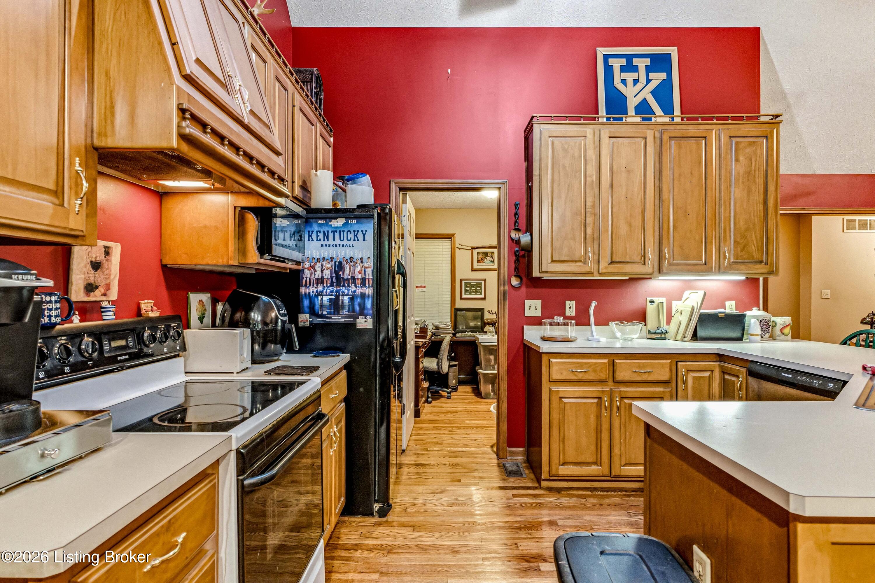 8129 Bagdad Rd Property Photo 12