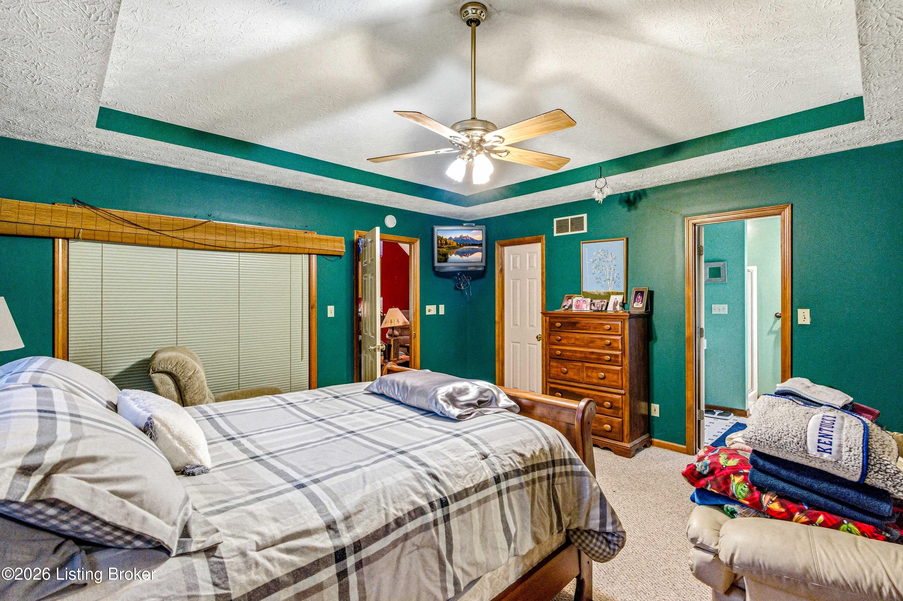 8129 Bagdad Rd Property Photo 18