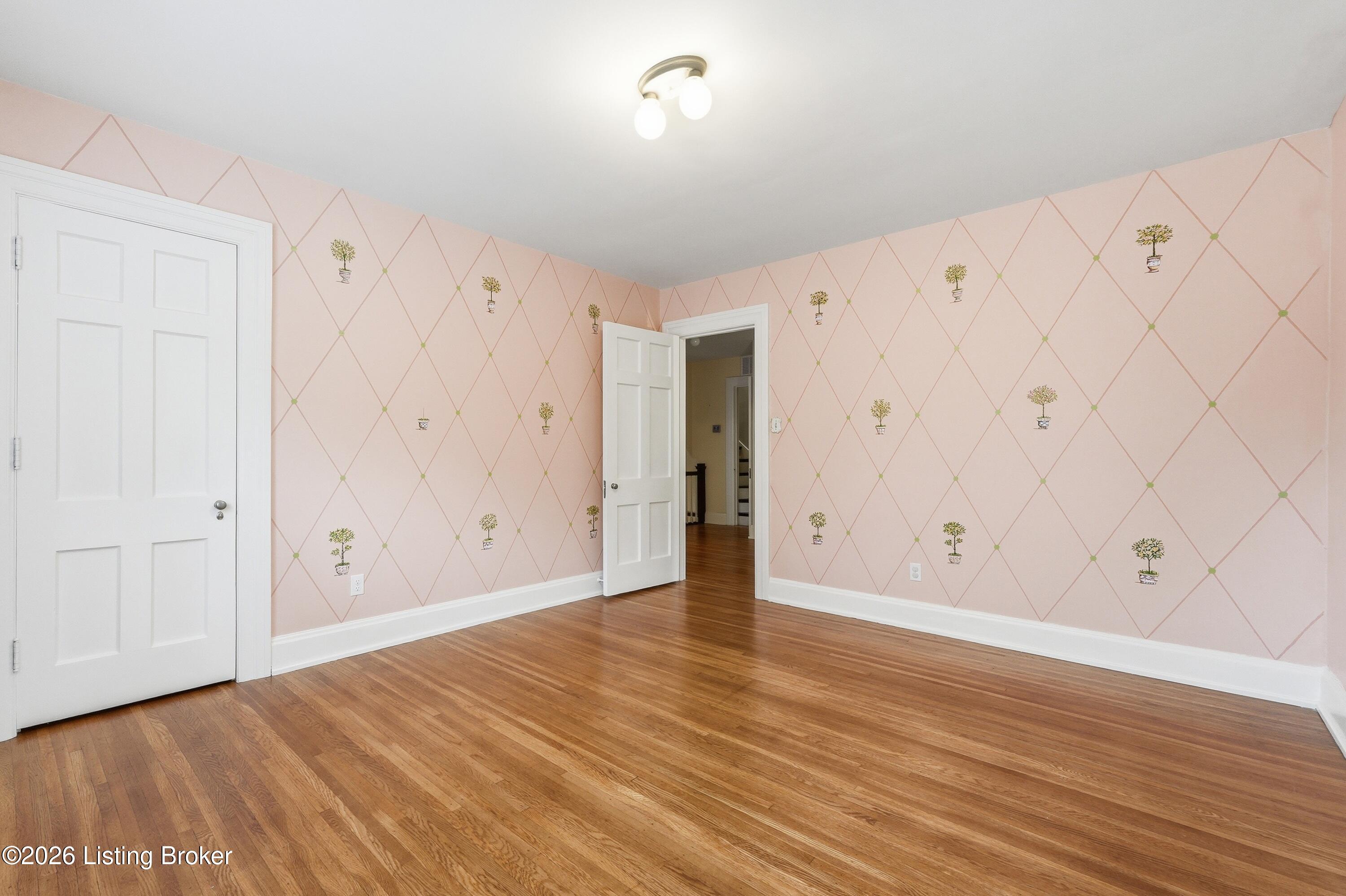 1226 Summit Ave Property Photo 33