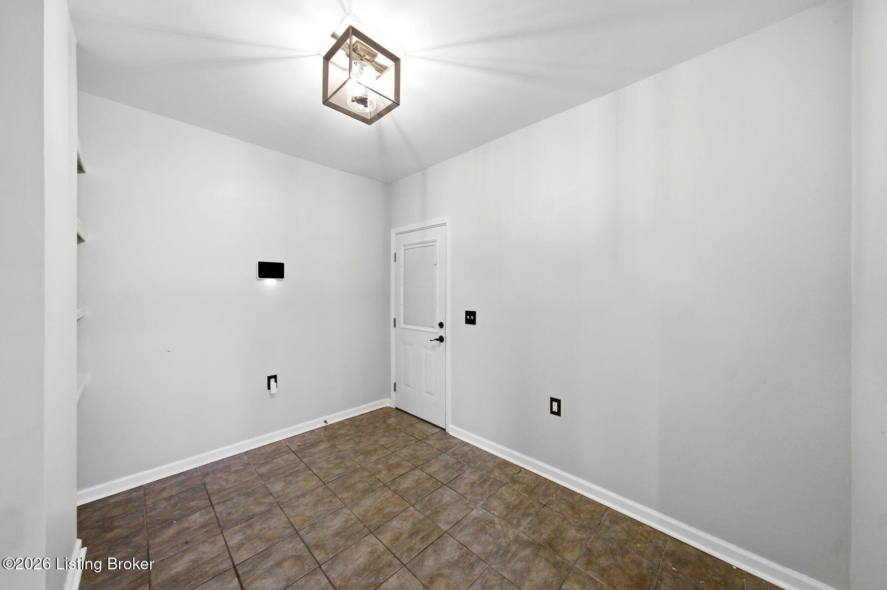 6209 Burnham Pl Property Photo 33