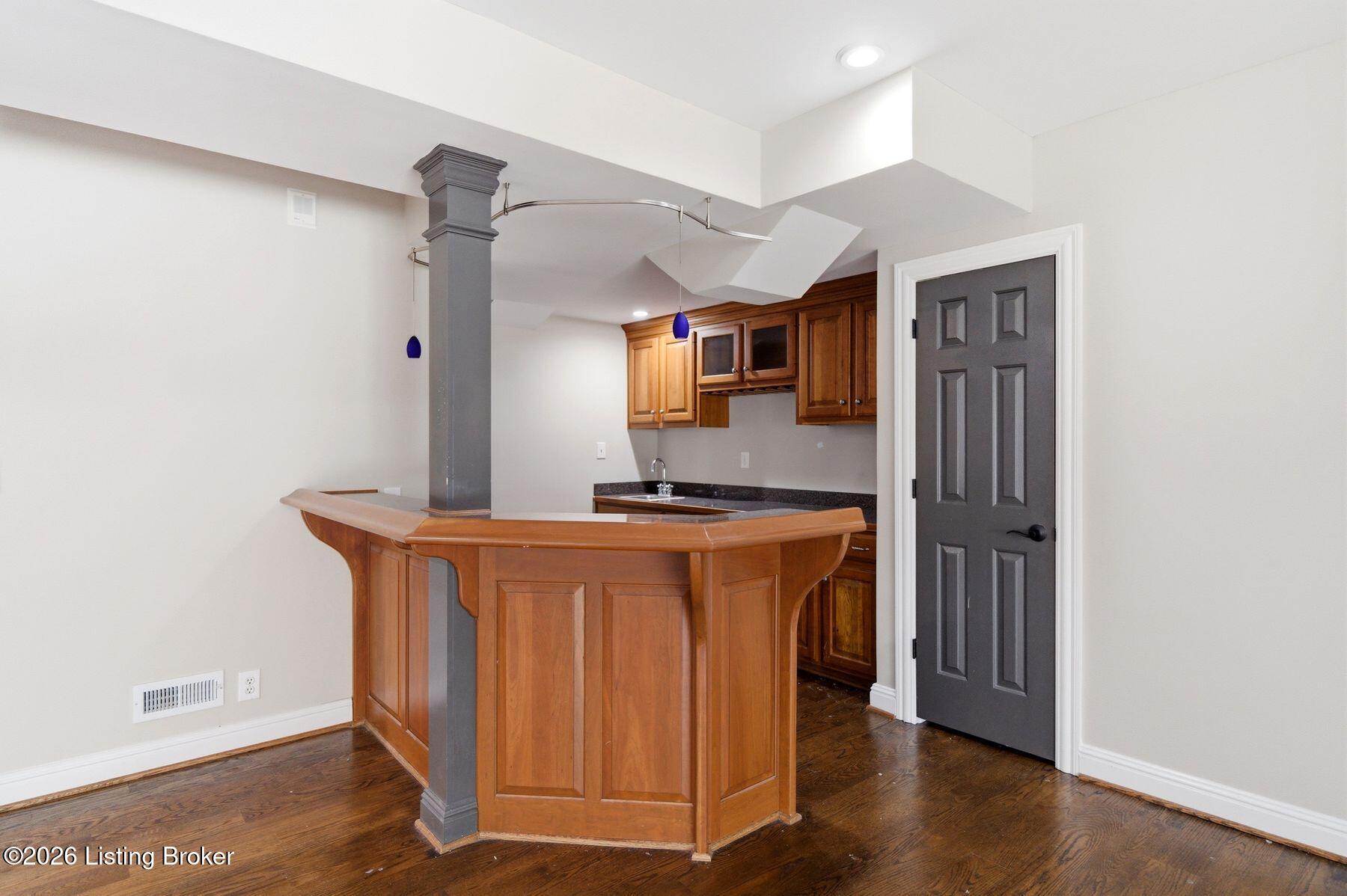 6209 Burnham Pl Property Photo 66
