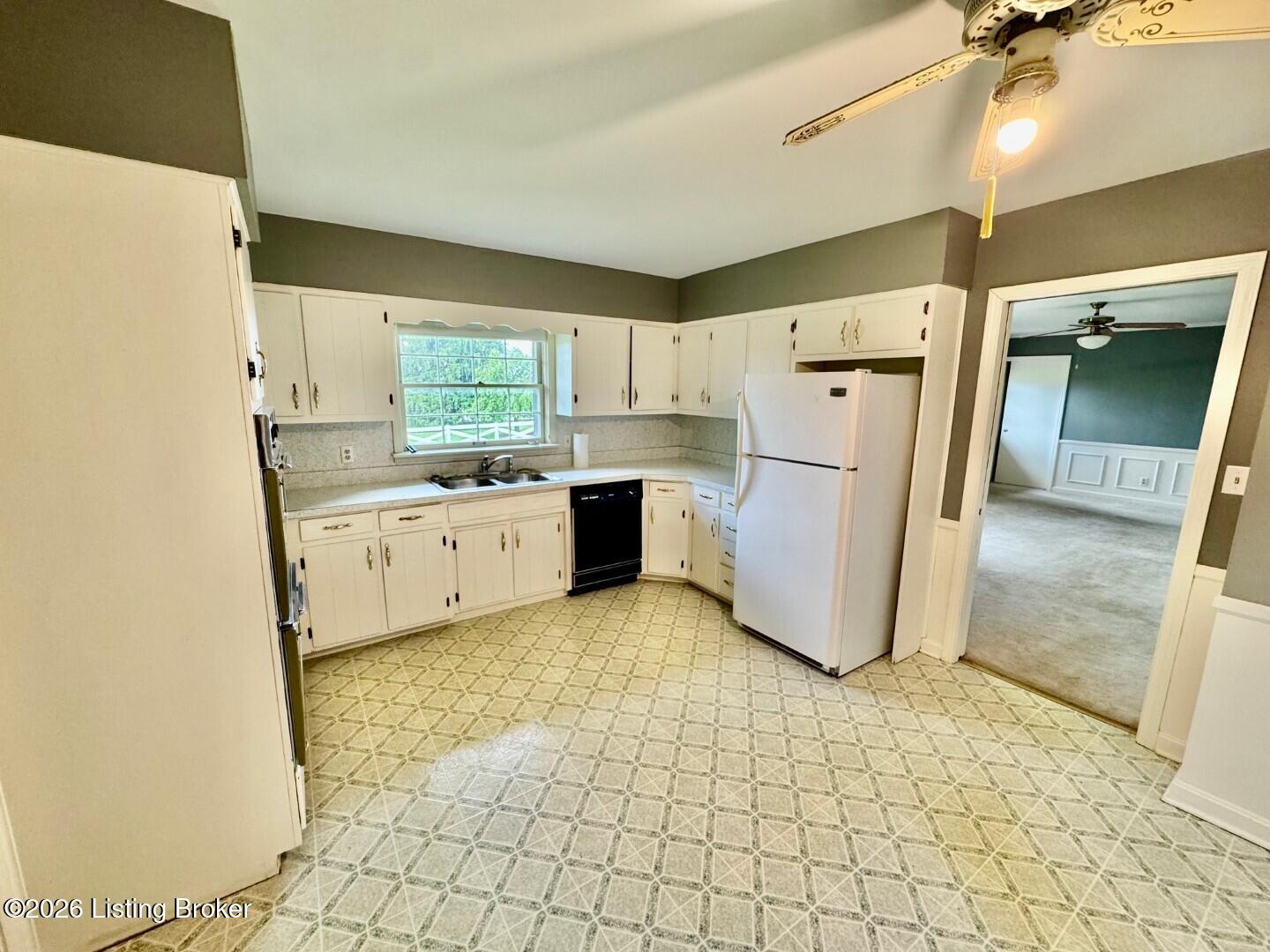 108 Fair Dr Property Photo 9