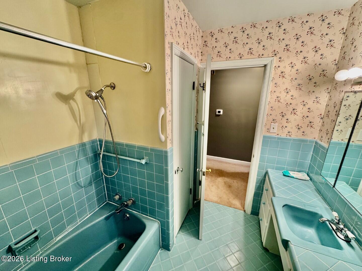 108 Fair Dr Property Photo 16