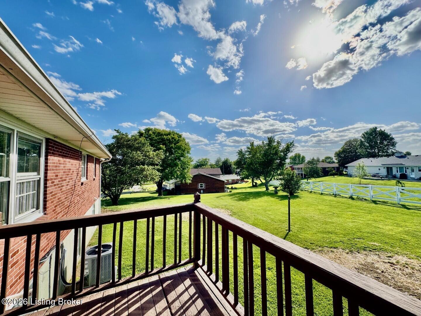 108 Fair Dr Property Photo 32