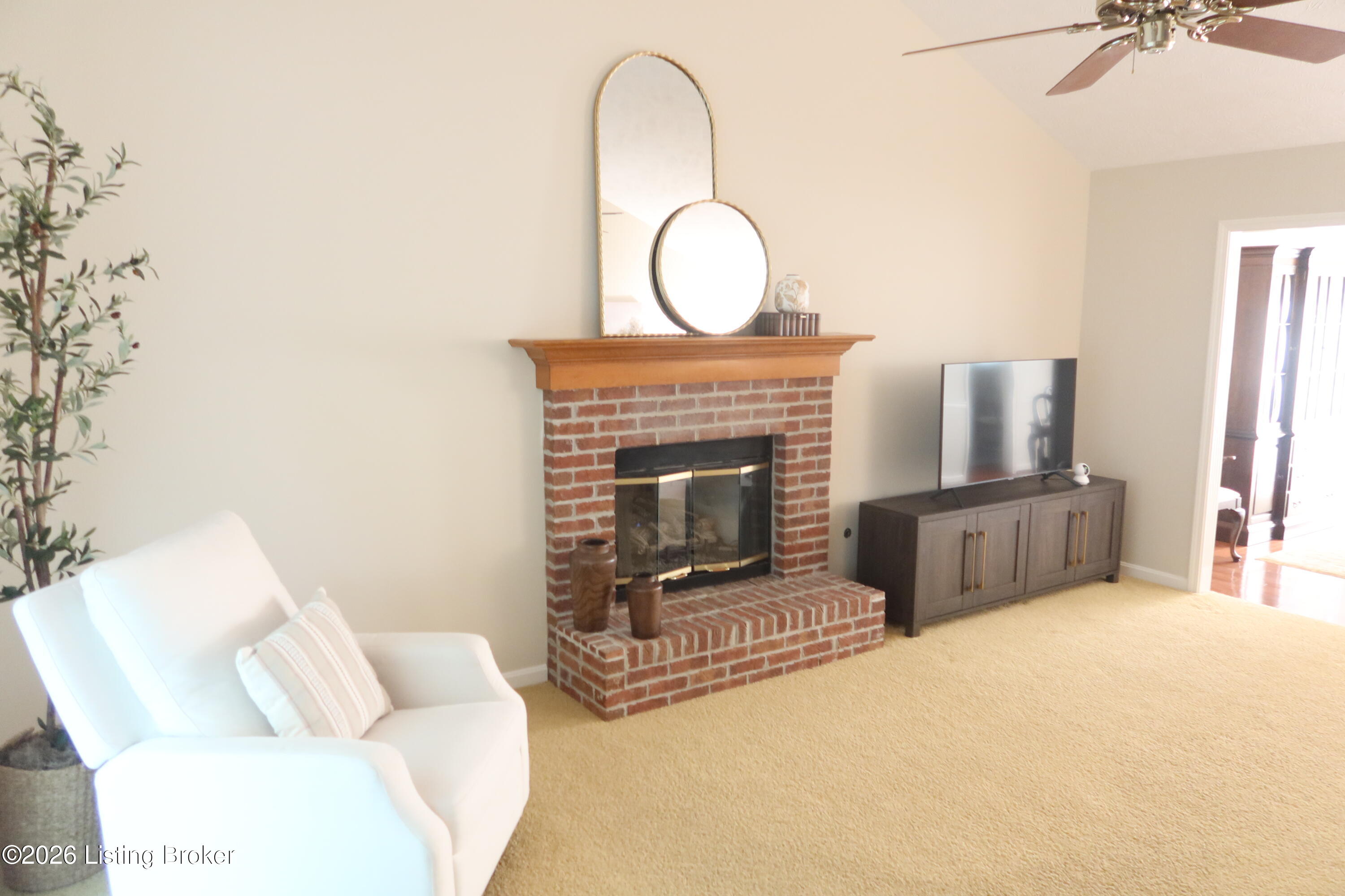 8913 Harmony Place Ct Property Photo 3
