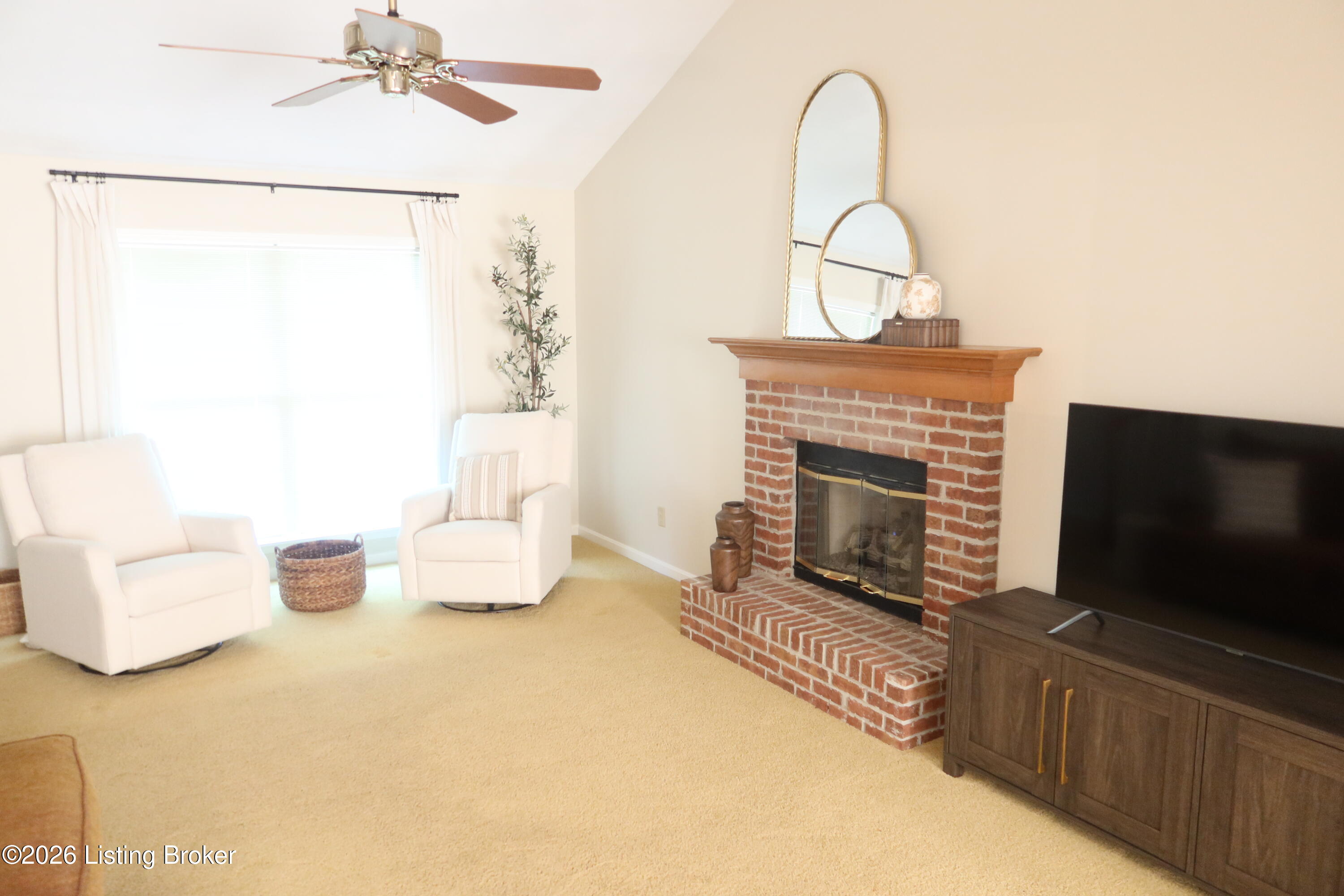 8913 Harmony Place Ct Property Photo 5