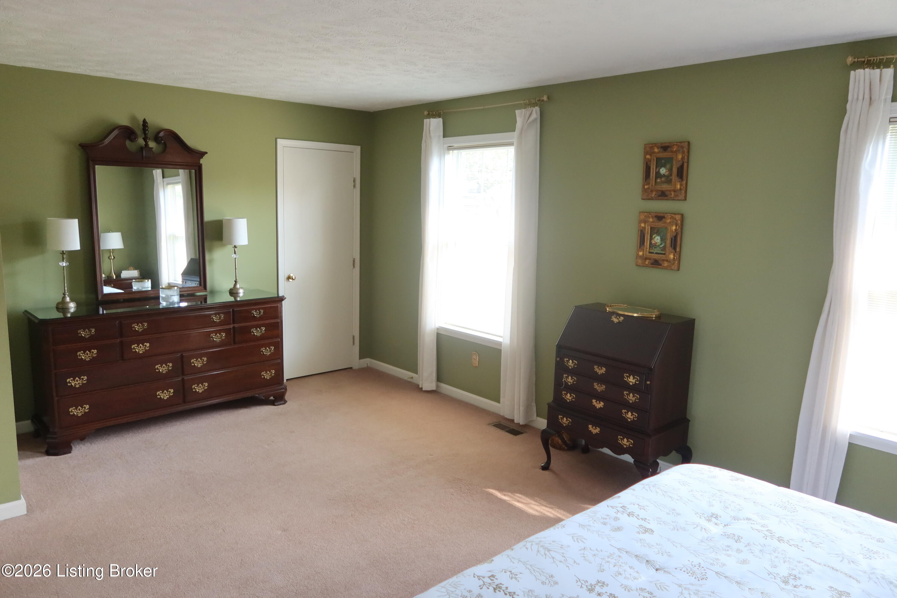 8913 Harmony Place Ct Property Photo 28