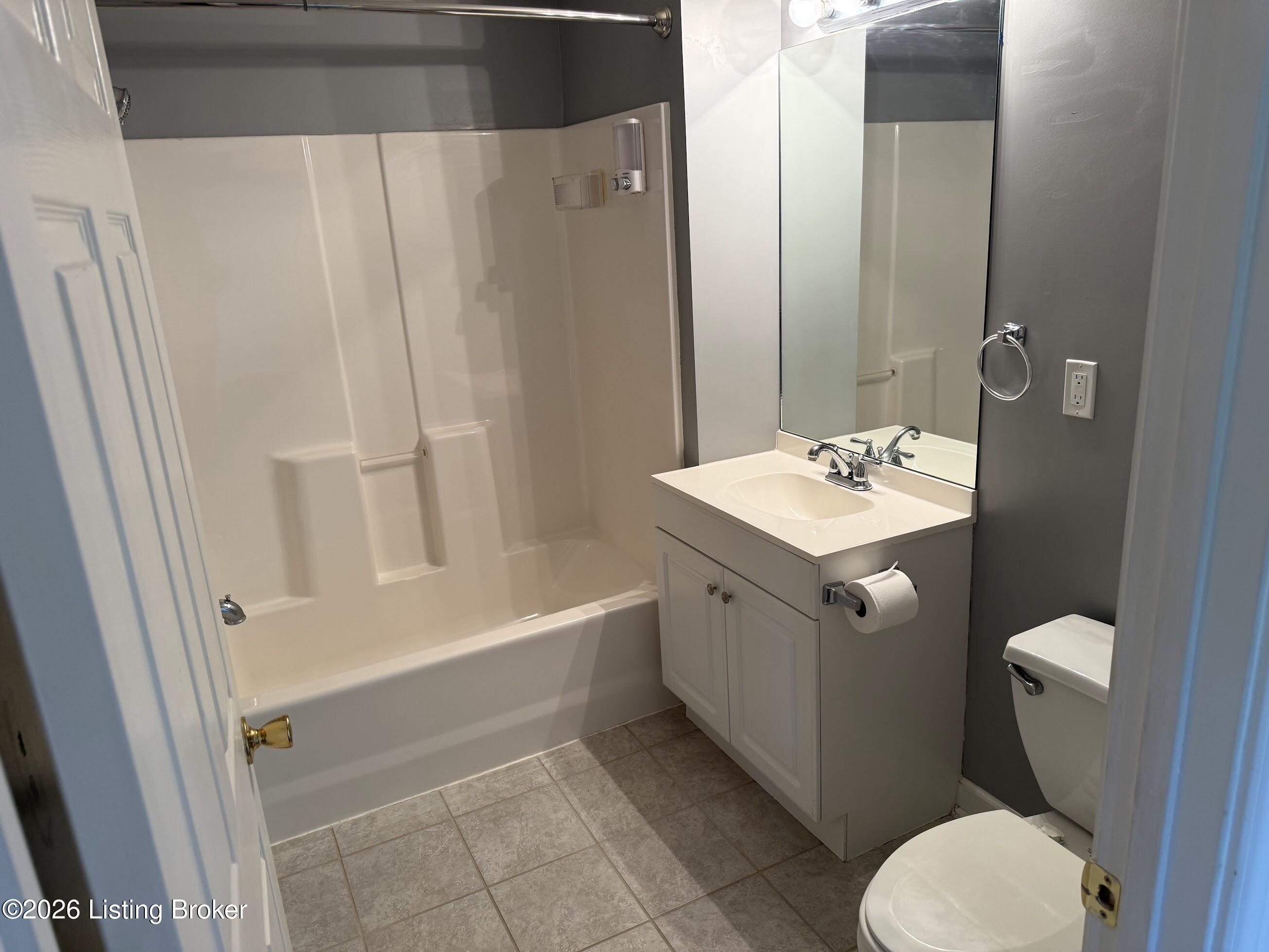 7801 Alfred Schlatter Dr 6 Property Photo 15