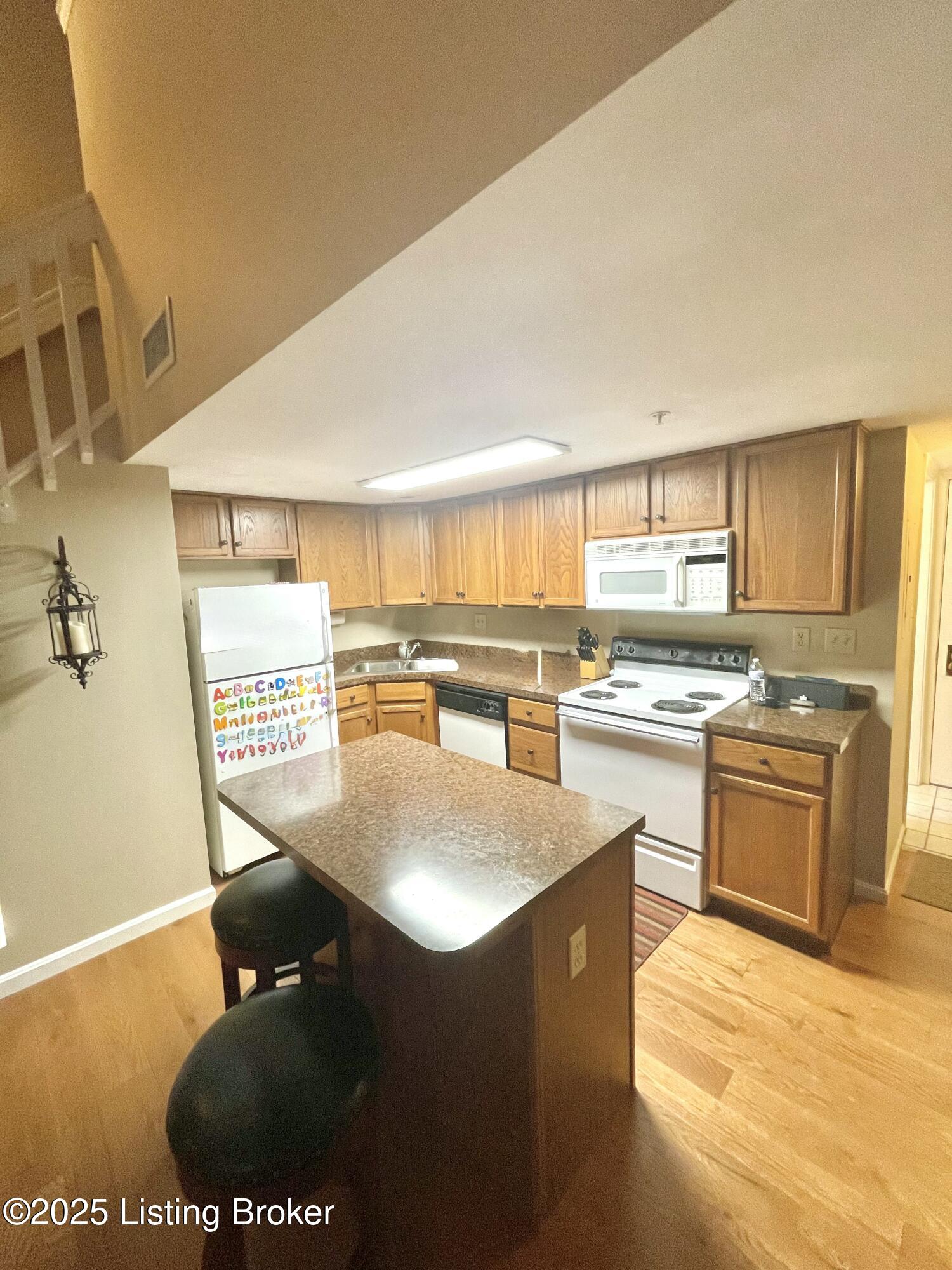2730 Brownsboro Rd Apt 157 Property Photo 5