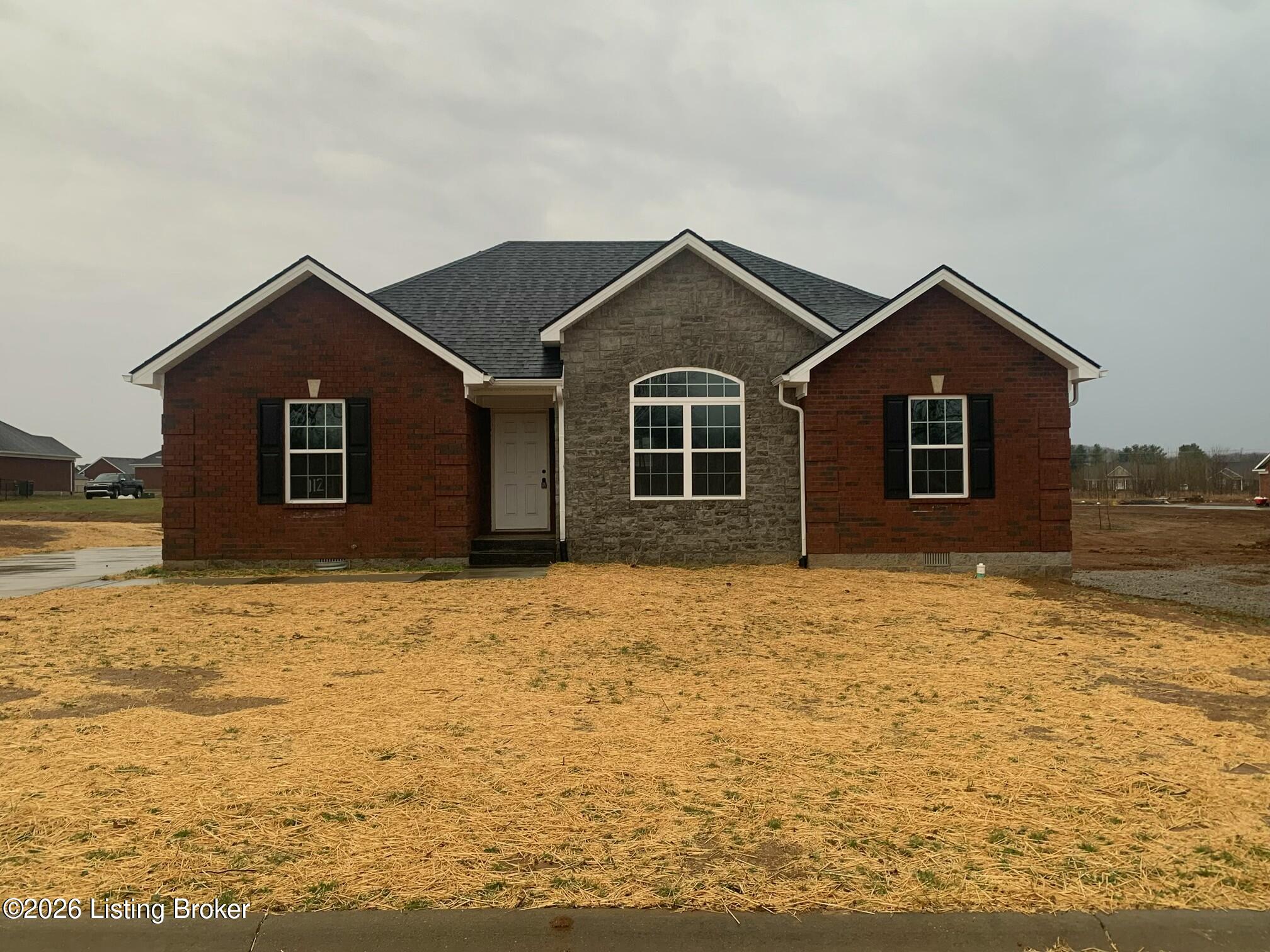 111 Flagstaff Dr Property Photo 1