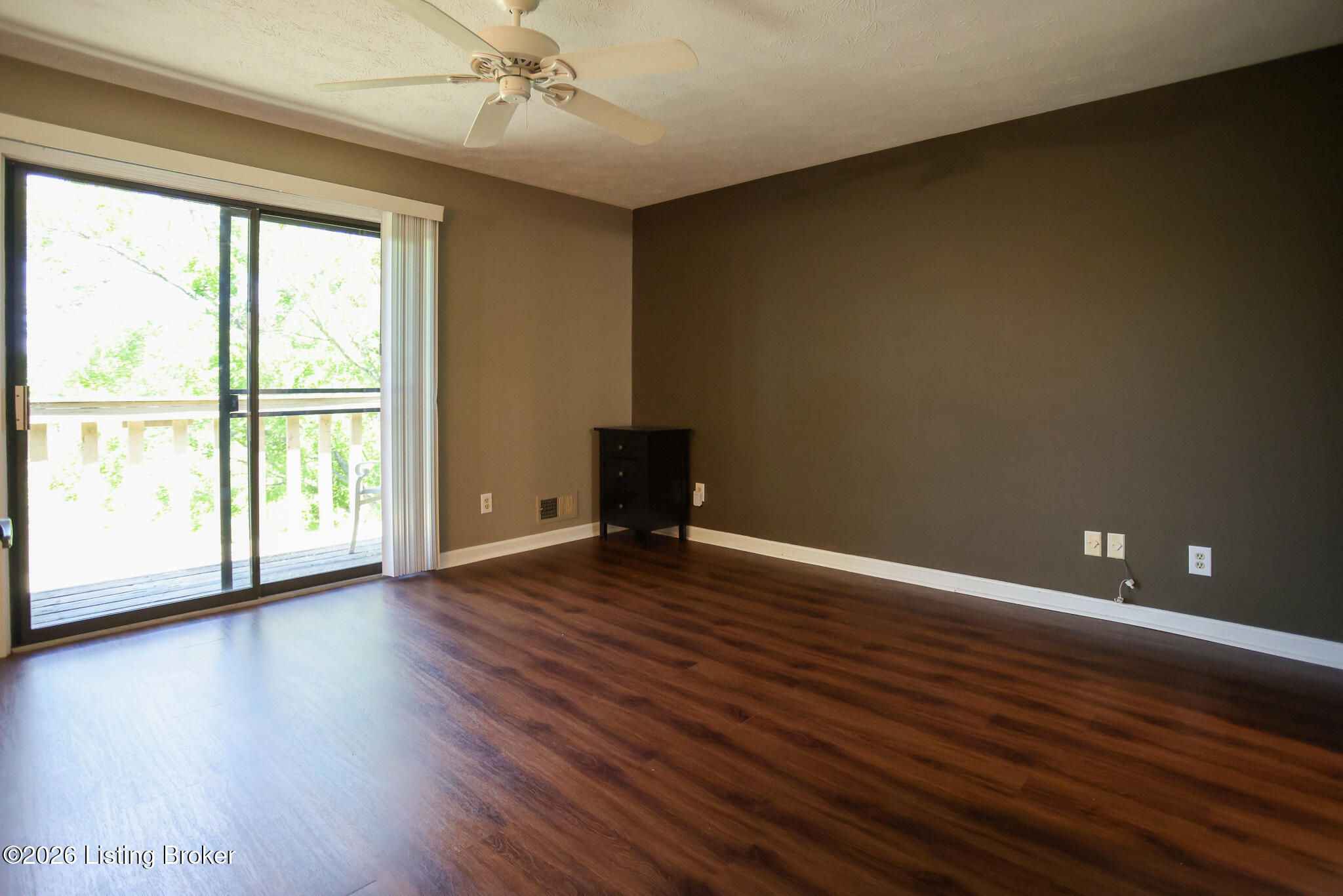 6481 Marina Dr Property Photo 23