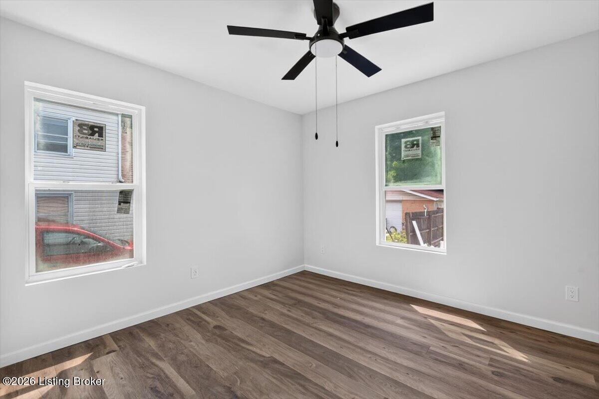 928 Camden Ave Property Photo 13